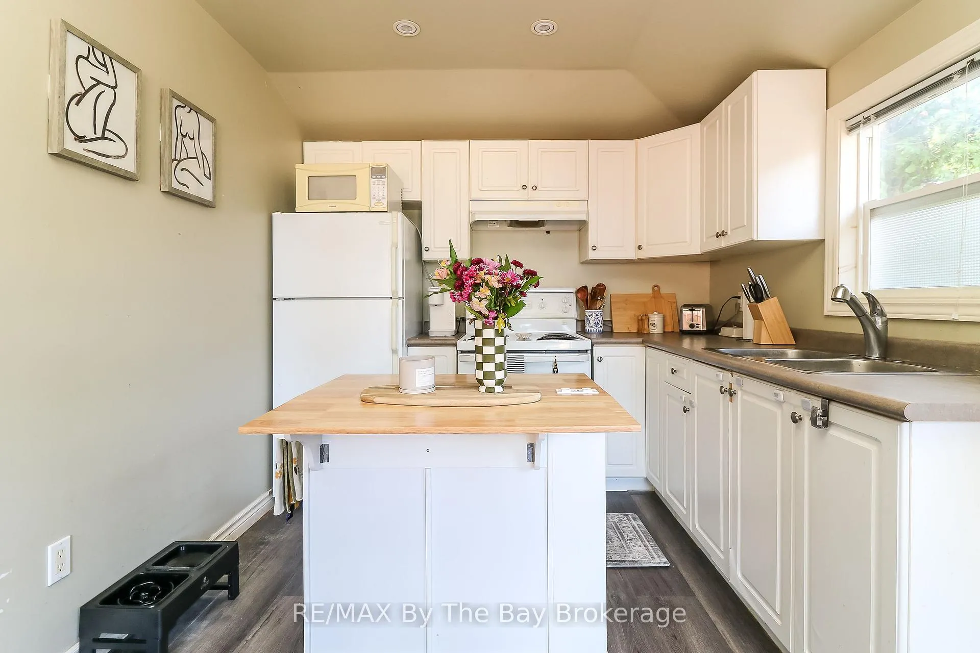 Photo 39 of 342 Coastline Drive, Wasaga Beach — HOMEH