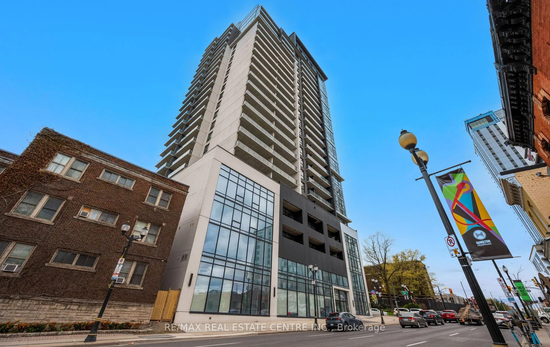 Photo 4 of Unit 2008, 15 Queen Street S, Hamilton, Central — HOMEH