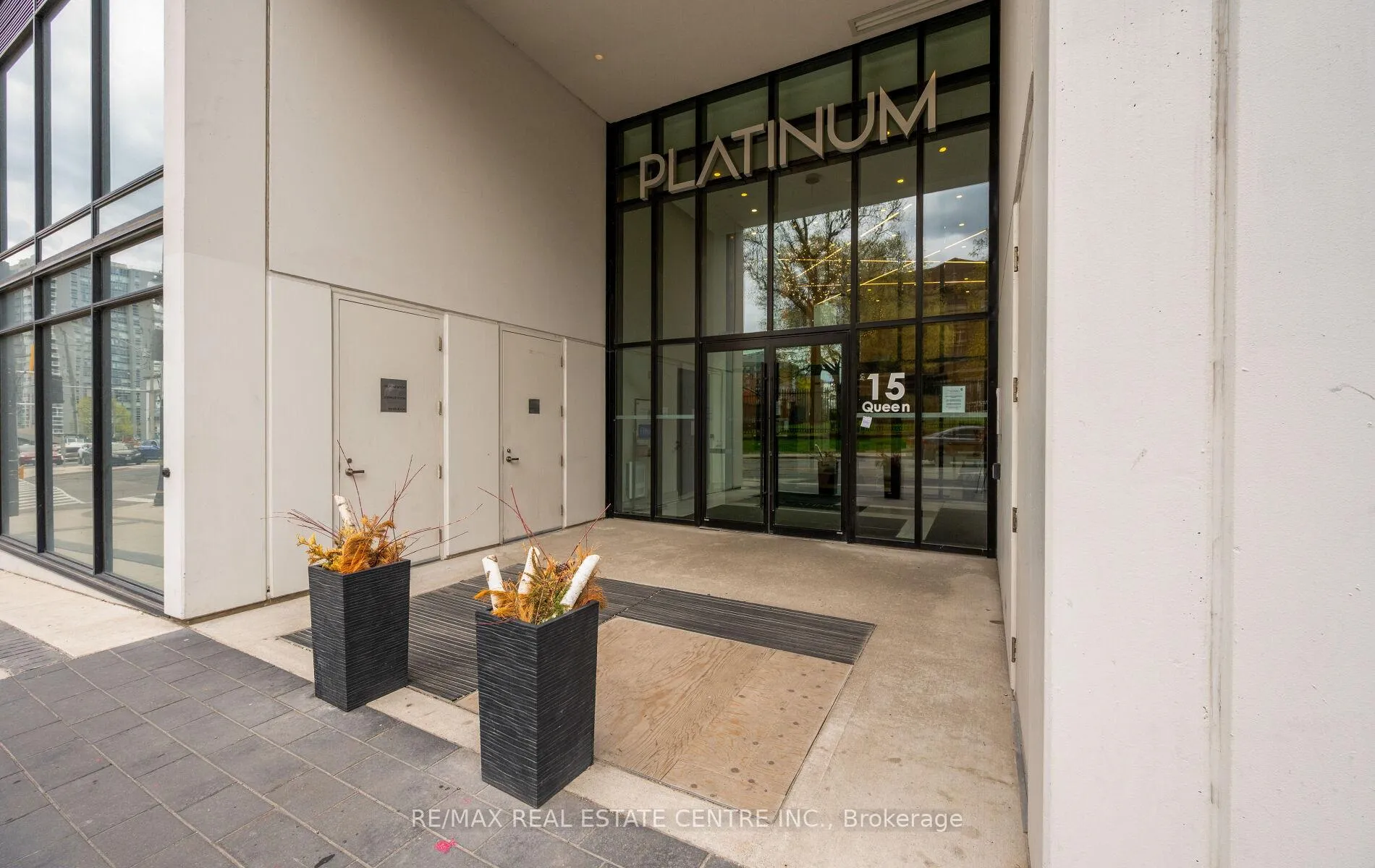 Photo 7 of Unit 2008, 15 Queen Street S, Hamilton, Central — HOMEH