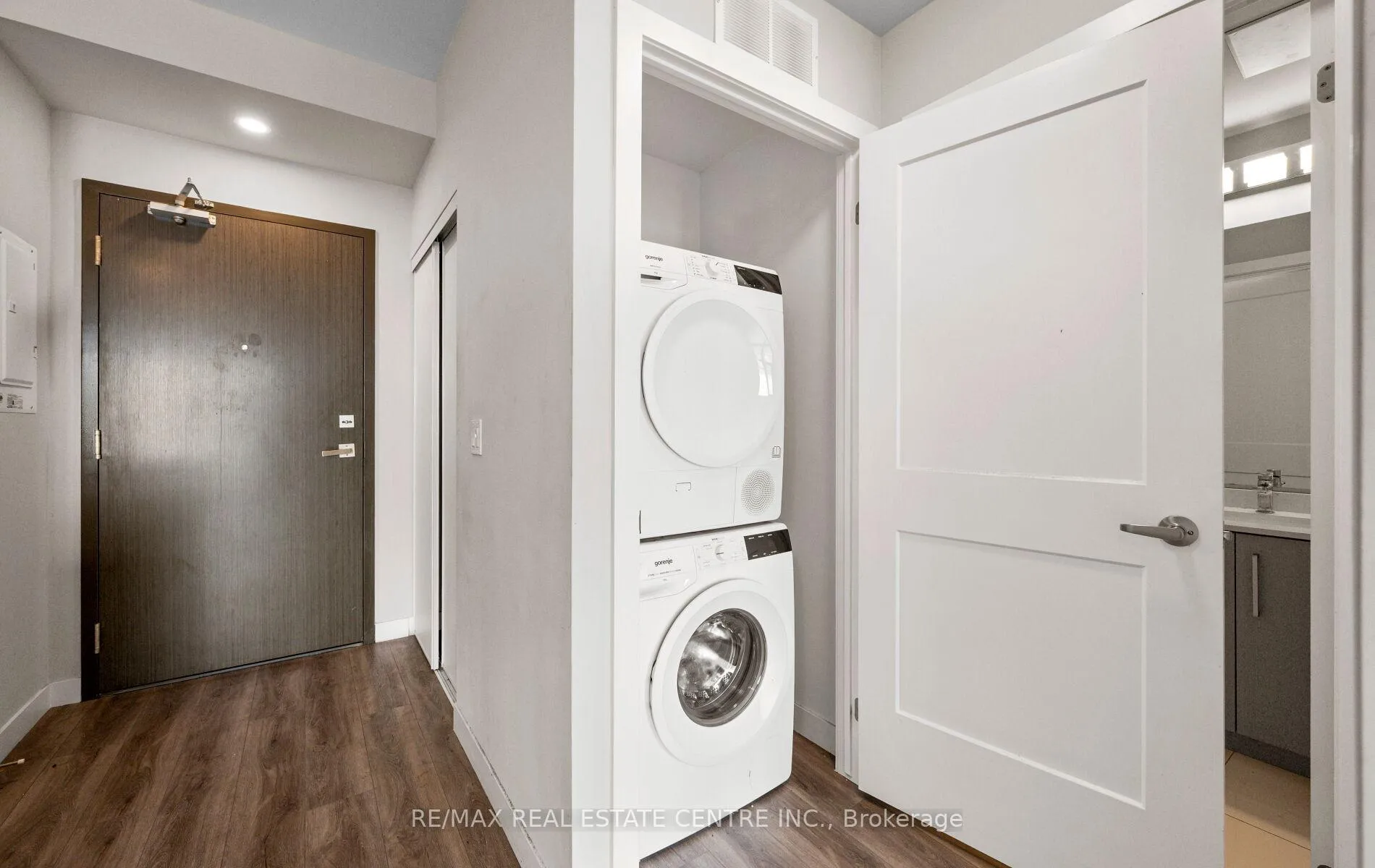 Photo 31 of Unit 2008, 15 Queen Street S, Hamilton, Central — HOMEH