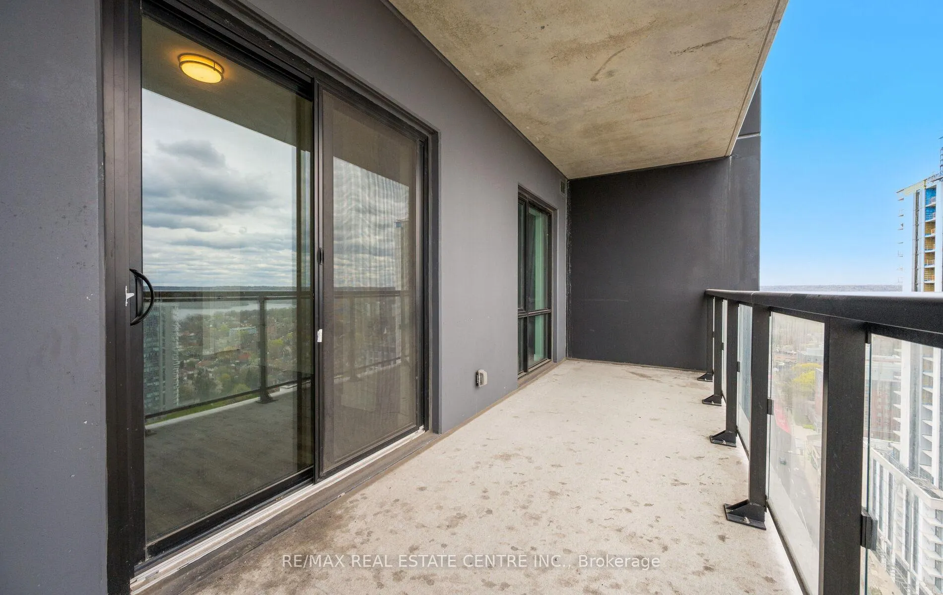 Photo 35 of Unit 2008, 15 Queen Street S, Hamilton, Central — HOMEH