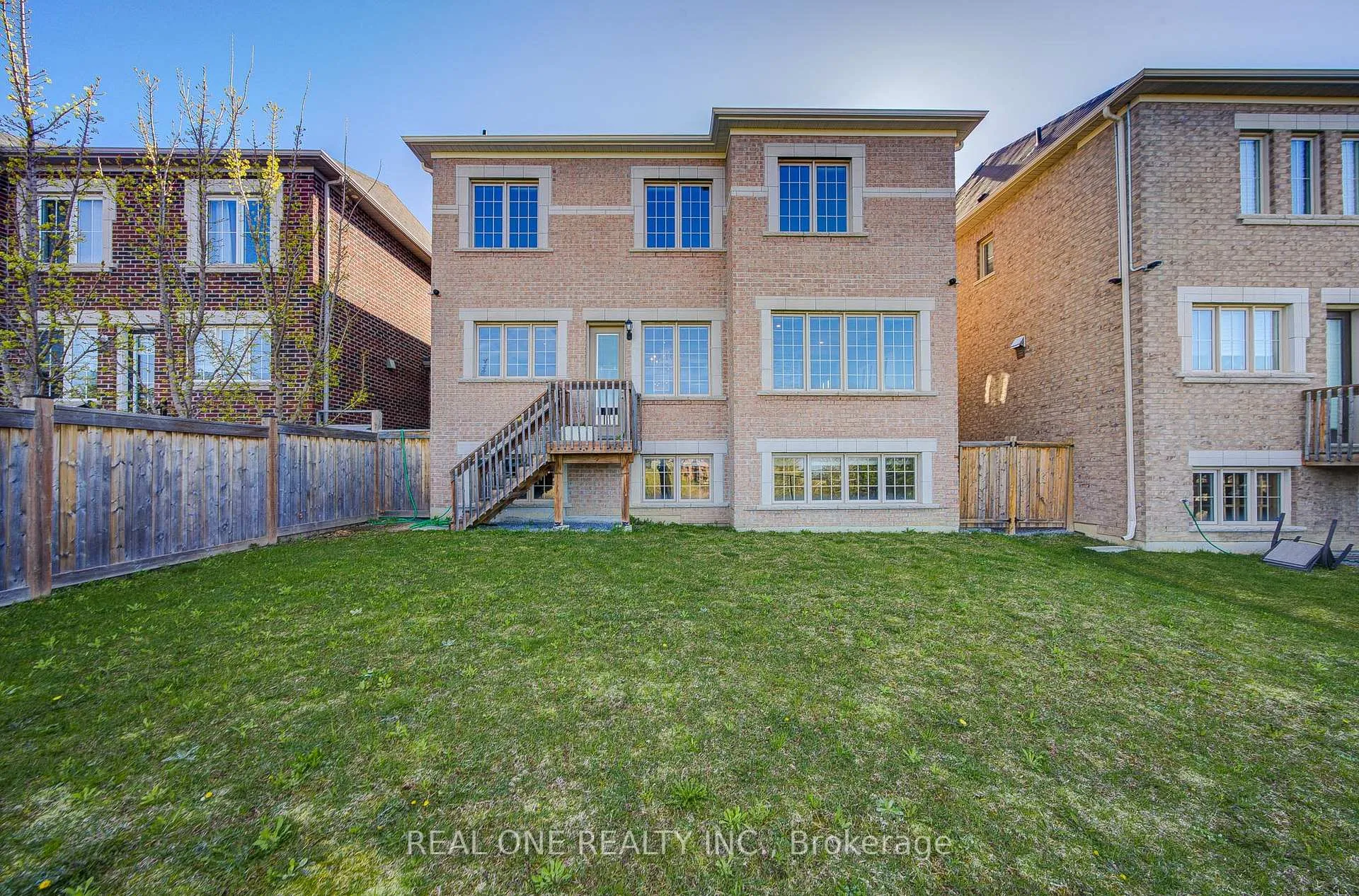 Photo 42 of 100 Conklin Crescent, Aurora, Rural Aurora — HOMEH