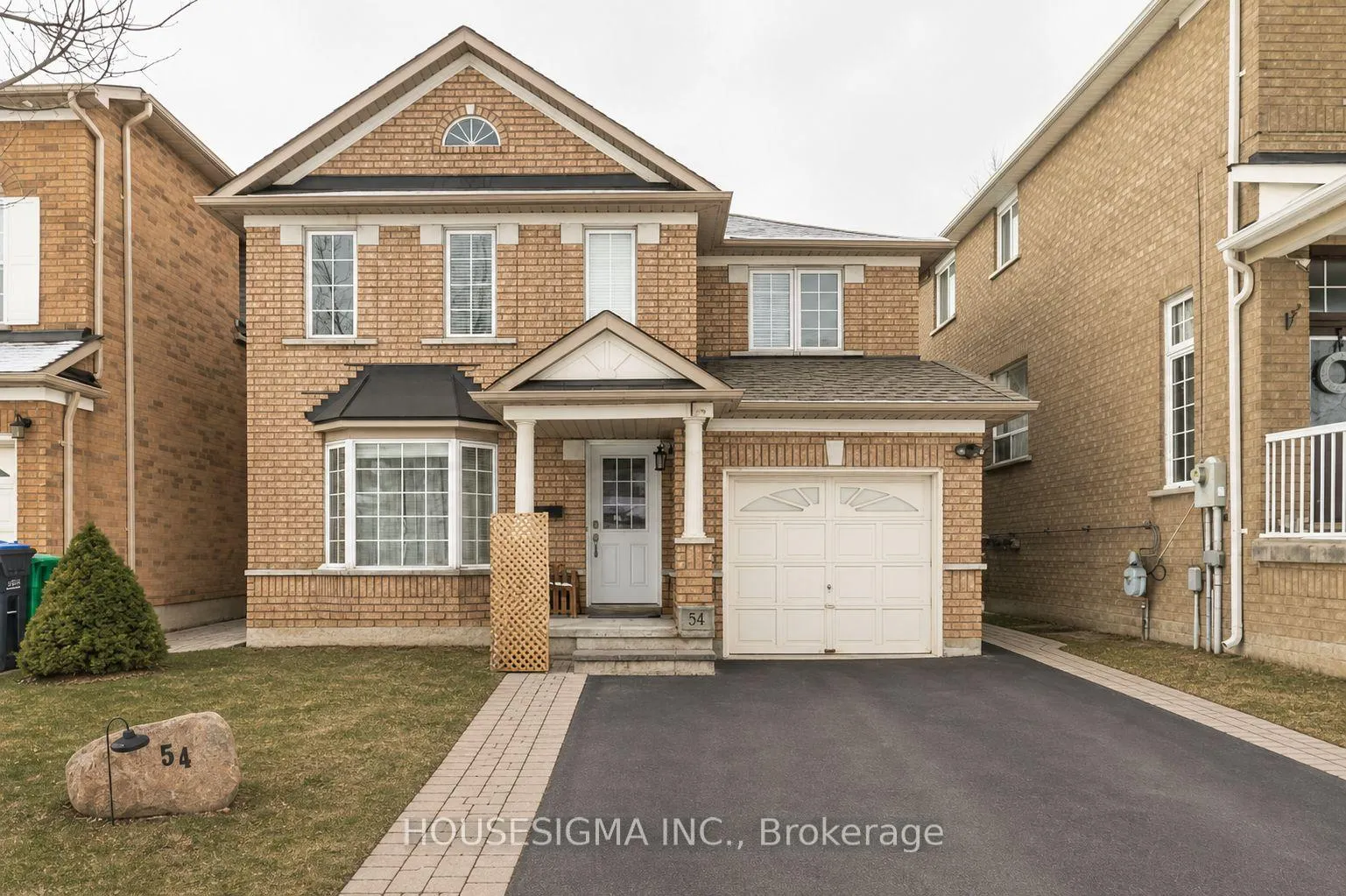 Photo 1 of 54 Upper Highlands Drive, Brampton, Heart Lake East — HOMEH