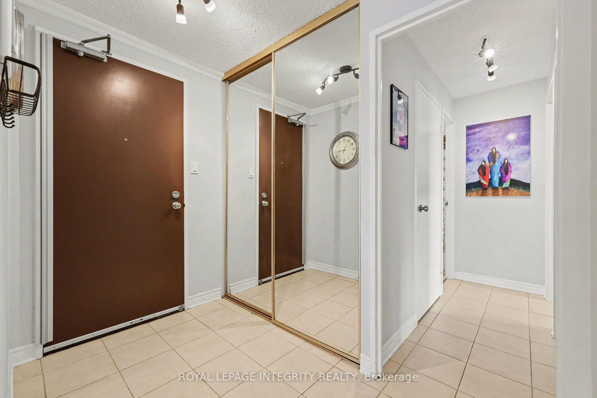 Photo 9 of Unit 906, 1081 Ambleside Drive, Ottawa, Woodroffe — HOMEH