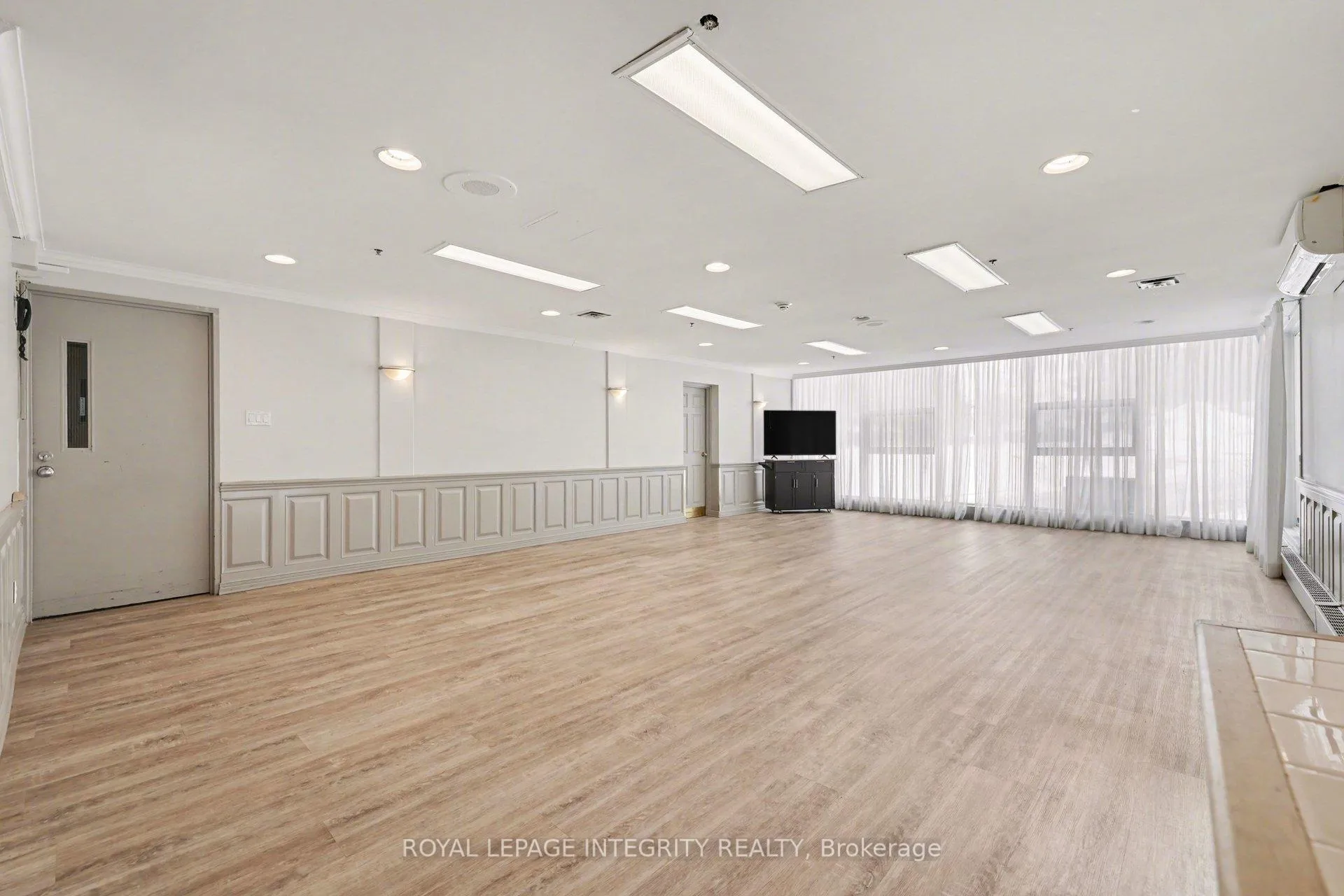 Photo 26 of Unit 906, 1081 Ambleside Drive, Ottawa, Woodroffe — HOMEH