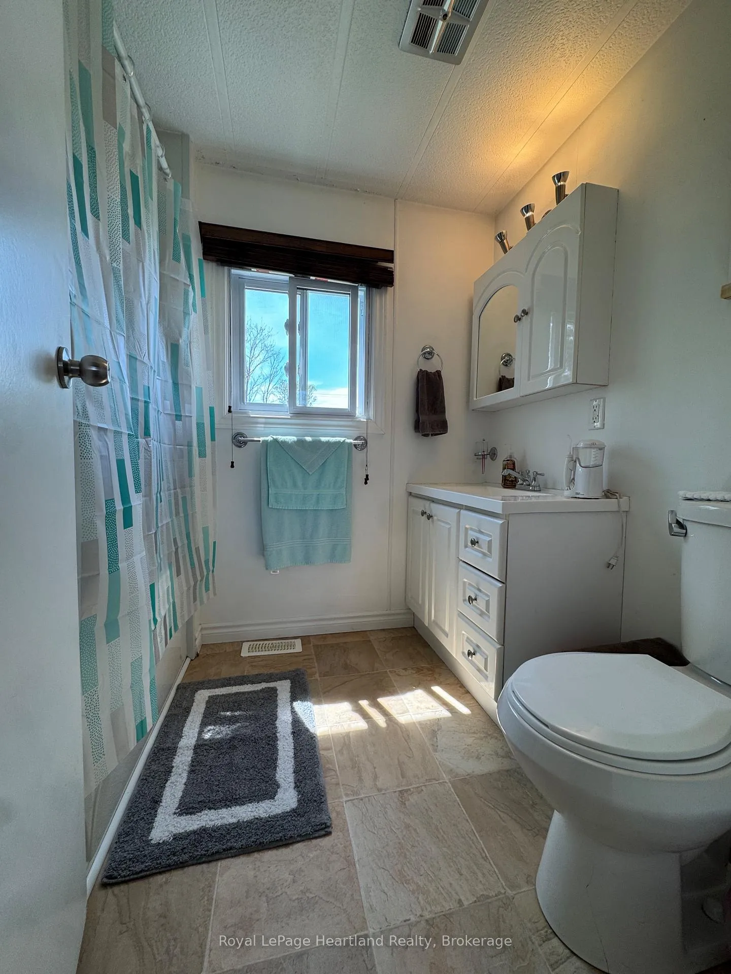 Photo 4 of Unit 36, 39724 Amberley Road, Morris Turnberry, Turnberry — HOMEH