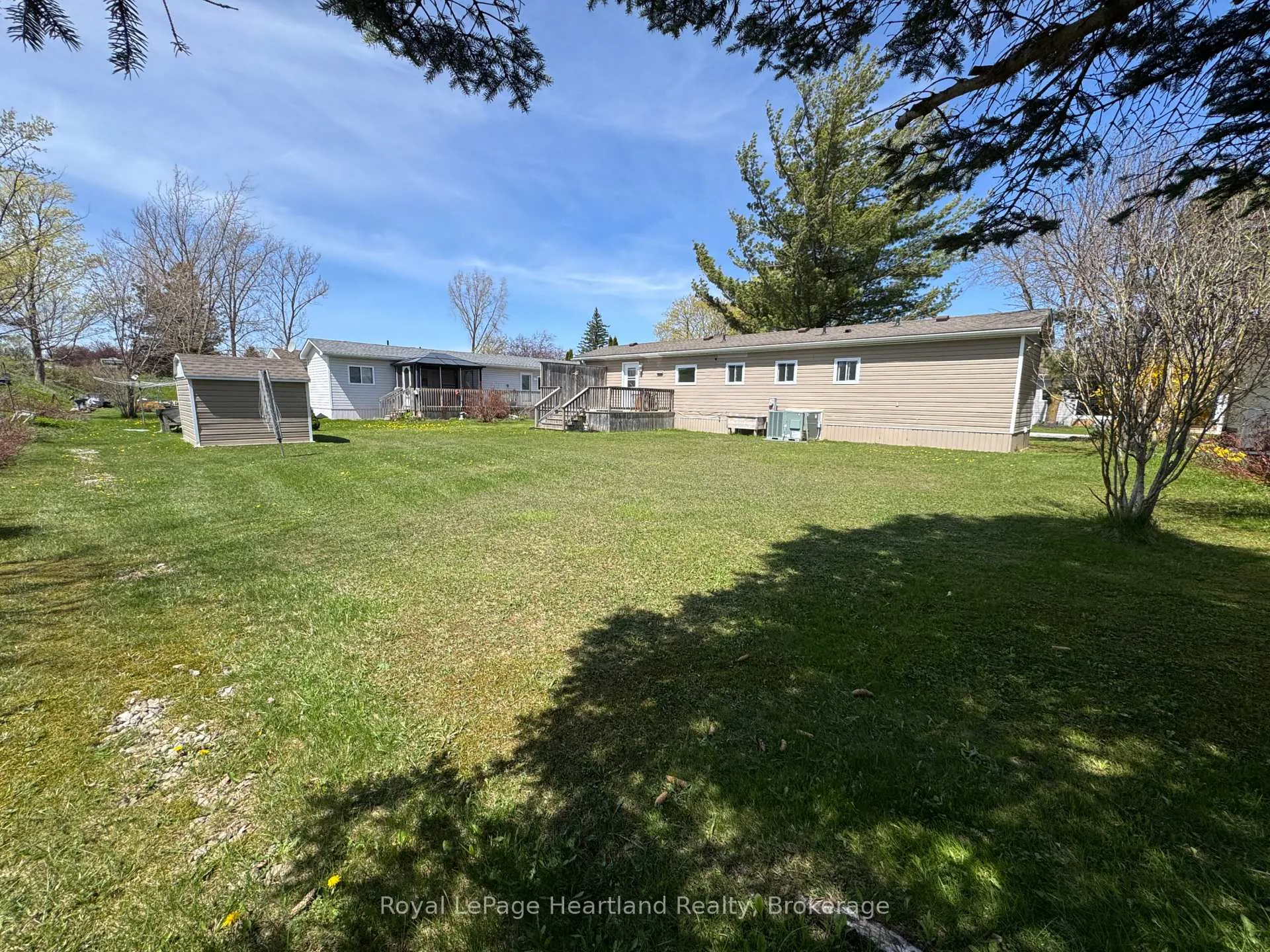 Photo 10 of Unit 36, 39724 Amberley Road, Morris Turnberry, Turnberry — HOMEH
