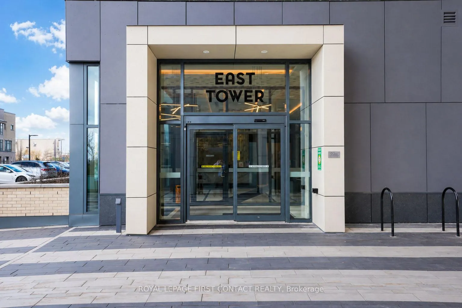 Photo 4 of Unit 407, 100 Eagle Rock Way, Vaughan, Rural Vaughan — HOMEH