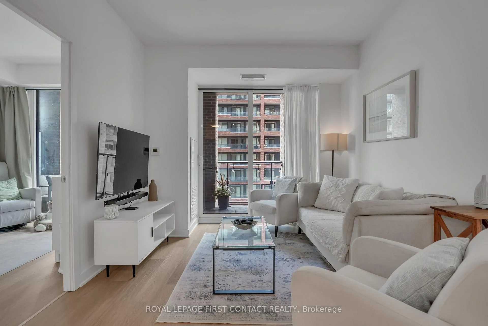 Photo 22 of Unit 407, 100 Eagle Rock Way, Vaughan, Rural Vaughan — HOMEH