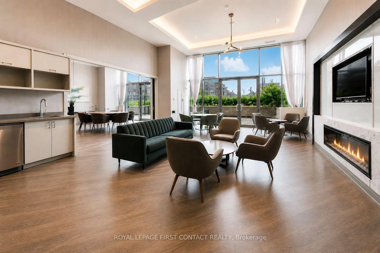 Photo 45 of Unit 407, 100 Eagle Rock Way, Vaughan, Rural Vaughan — HOMEH