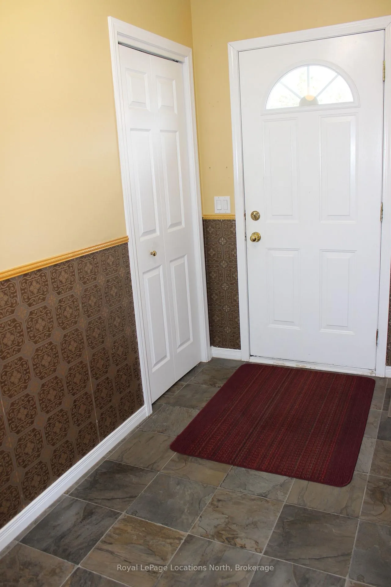 Photo 32 of 4 St. James Place, Wasaga Beach — HOMEH