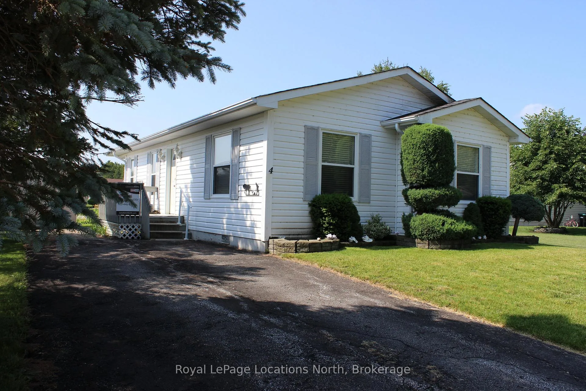 Photo 59 of 4 St. James Place, Wasaga Beach — HOMEH