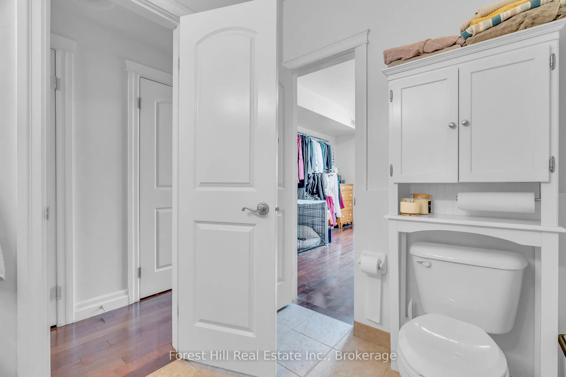 Photo 14 of Unit 104, 555 King Street E, Kitchener, King East — HOMEH
