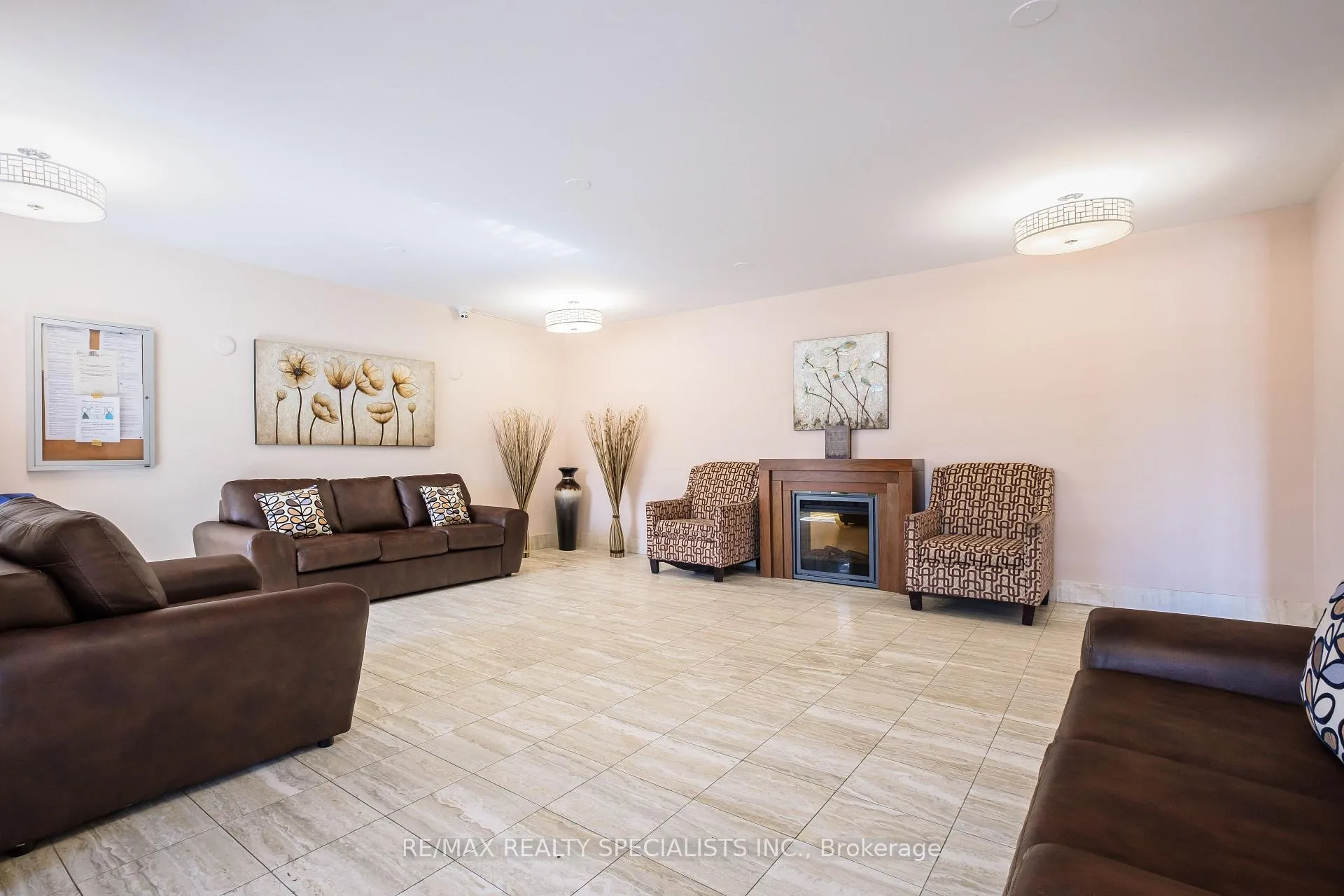 Photo 3 of Unit 108, 3 Lisa Street, Brampton, Queen Street Corridor — HOMEH