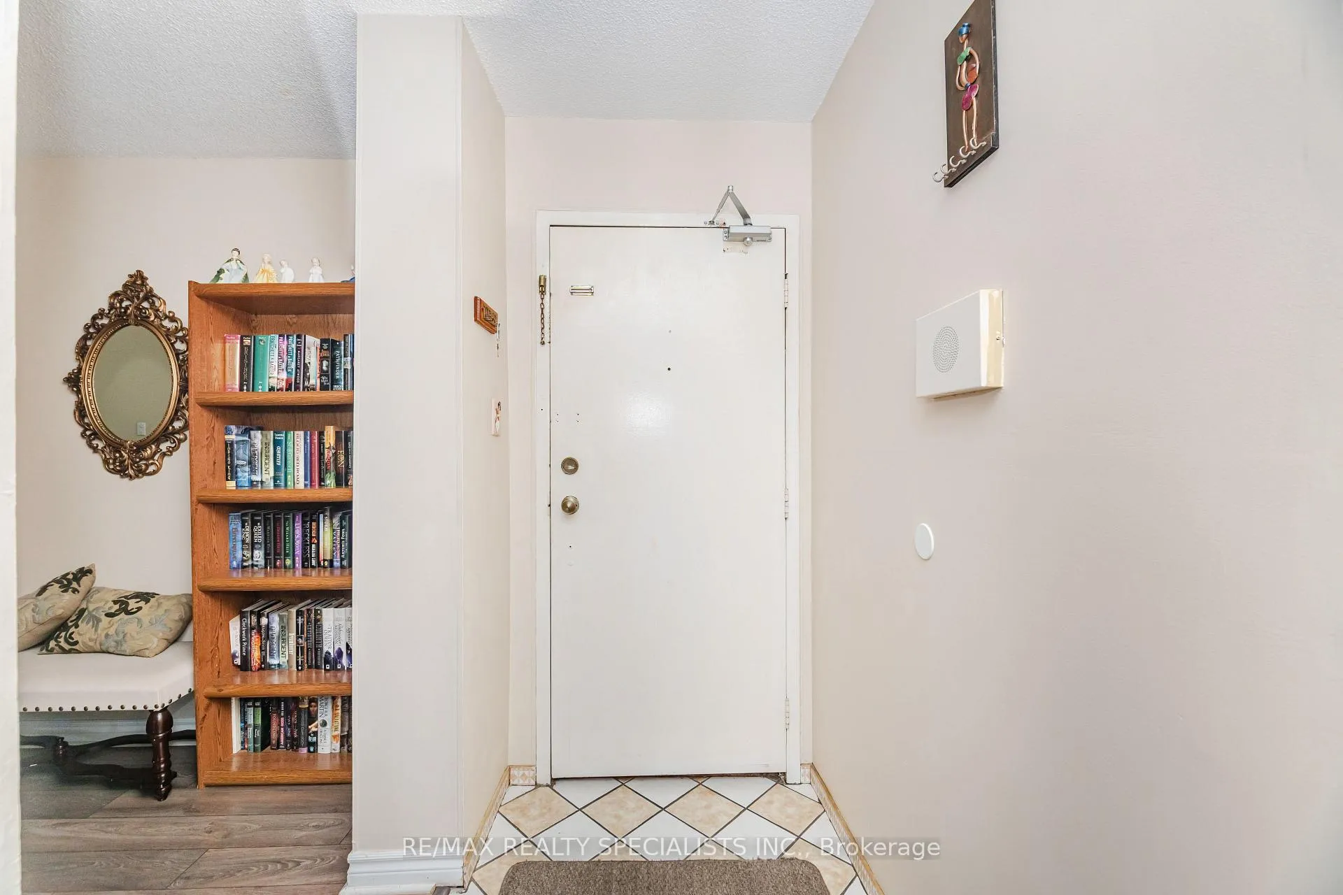 Photo 7 of Unit 108, 3 Lisa Street, Brampton, Queen Street Corridor — HOMEH