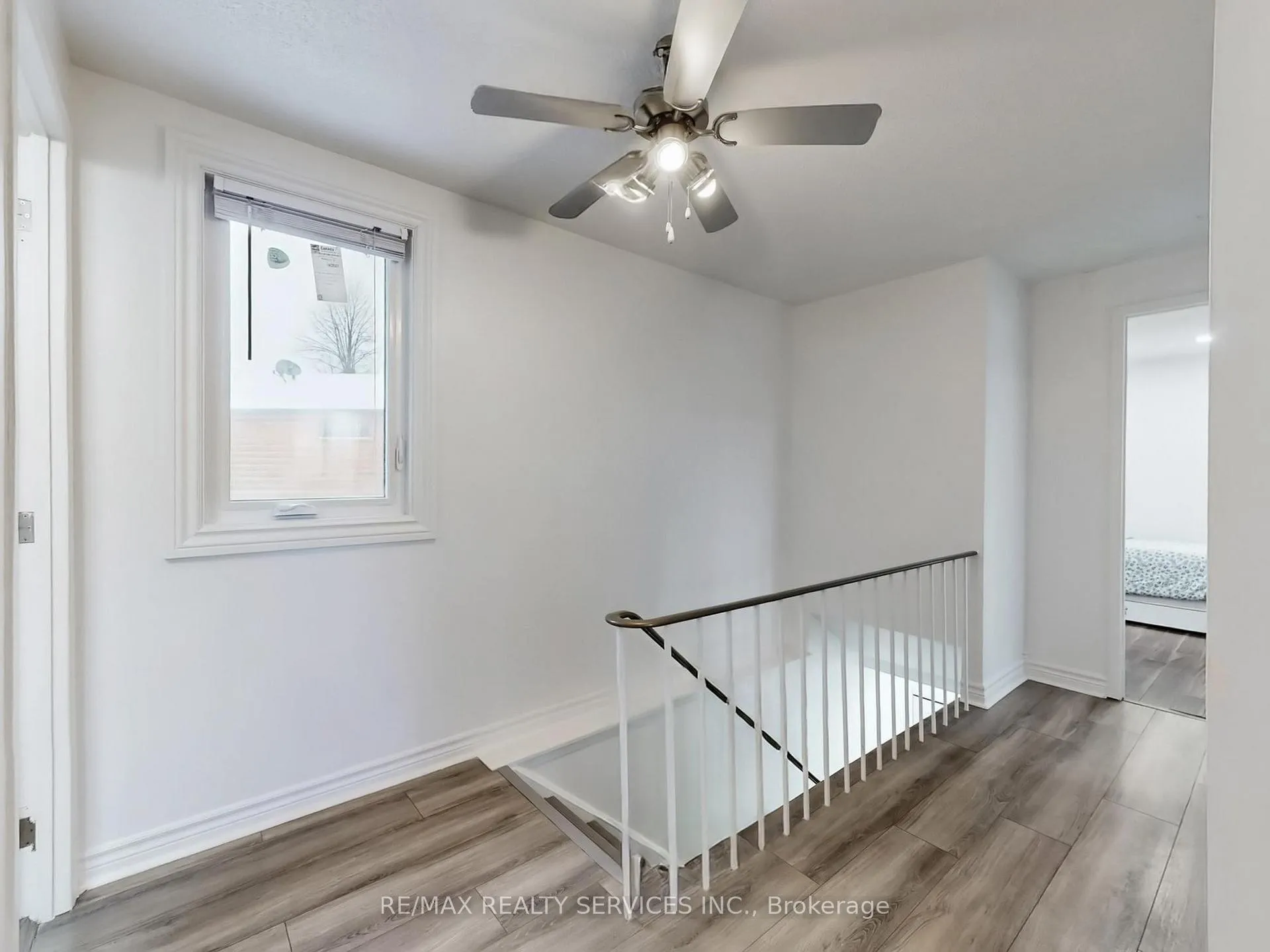 Photo 18 of 30 Haley Court, Brampton, Central Park — HOMEH