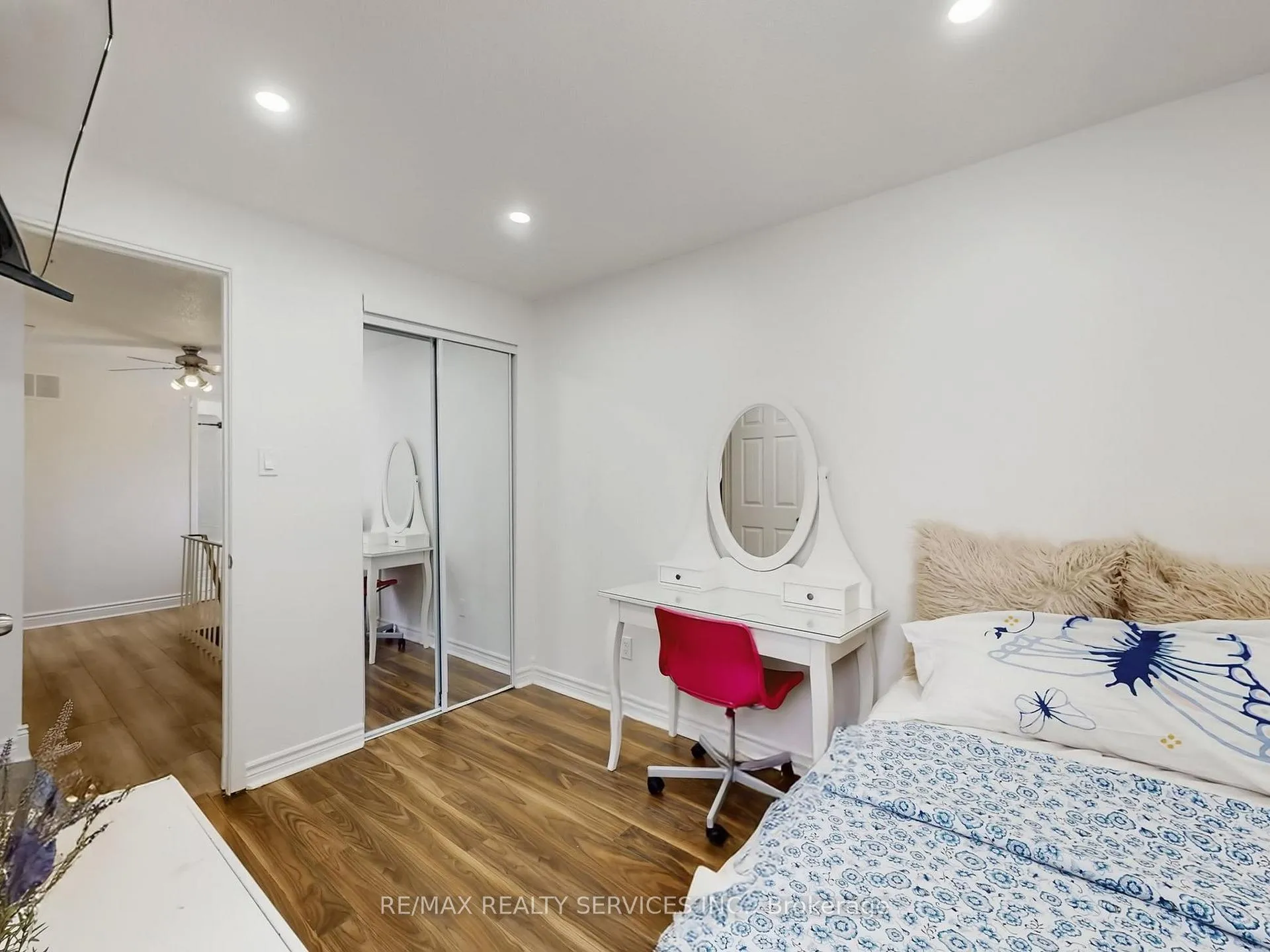 Photo 30 of 30 Haley Court, Brampton, Central Park — HOMEH