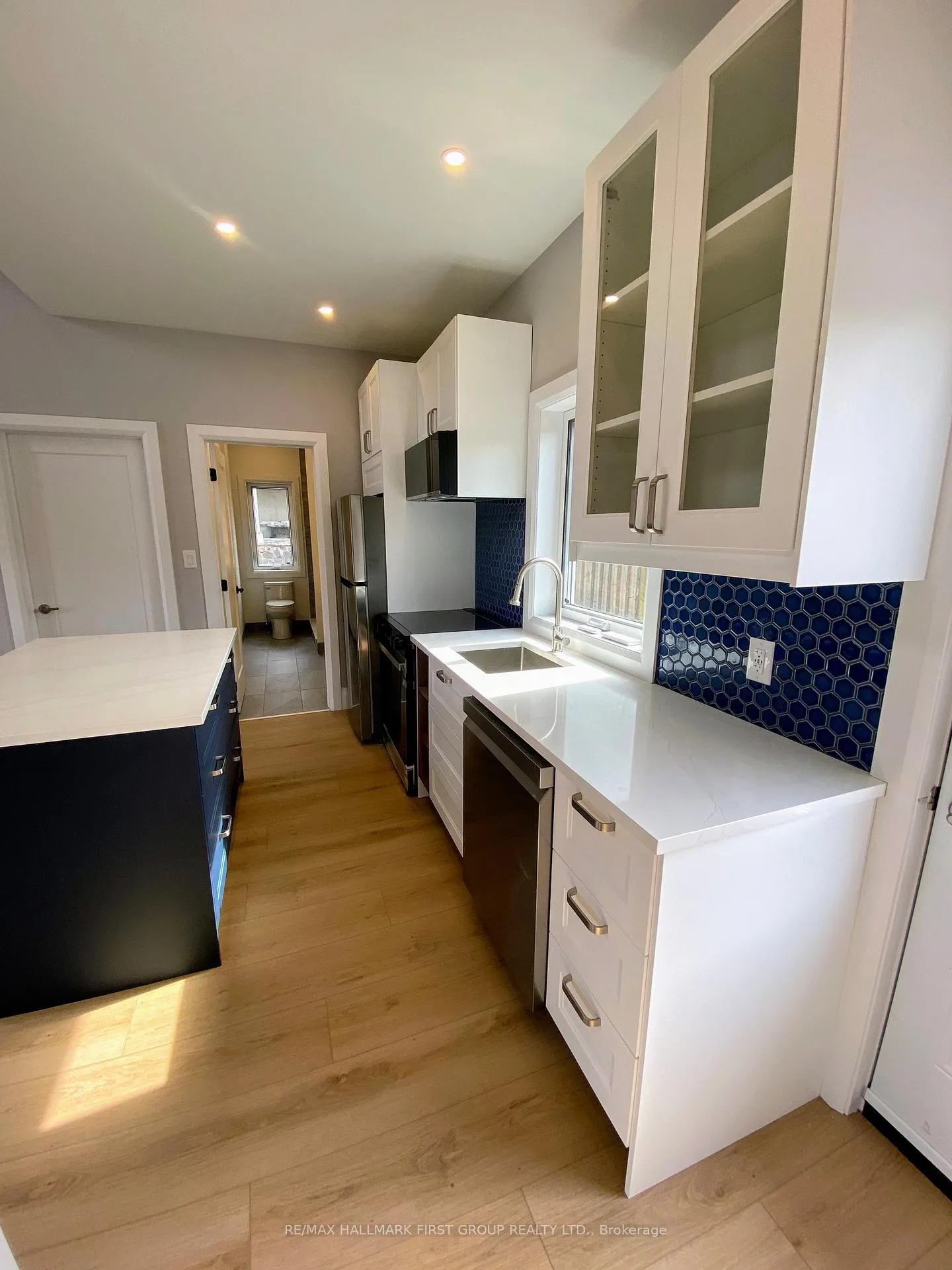 Photo 2 of 88 Codrington Street, Barrie, Codrington — HOMEH