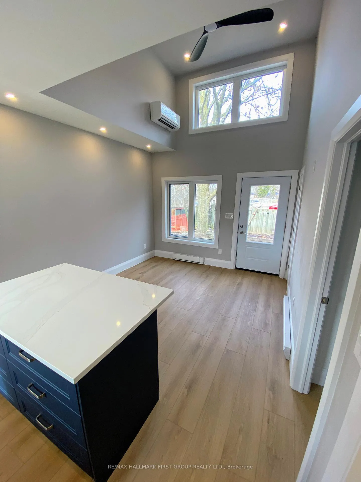 Photo 7 of 88 Codrington Street, Barrie, Codrington — HOMEH