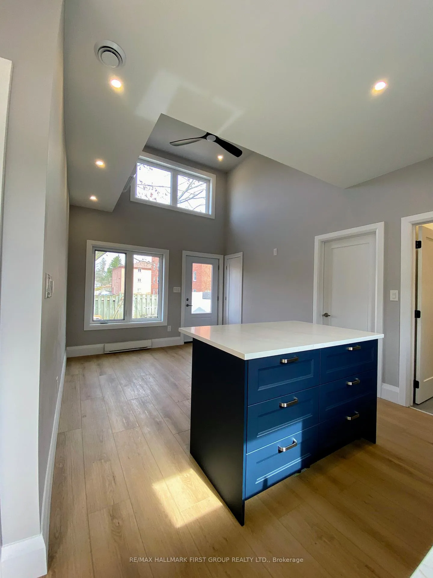 Photo 13 of 88 Codrington Street, Barrie, Codrington — HOMEH