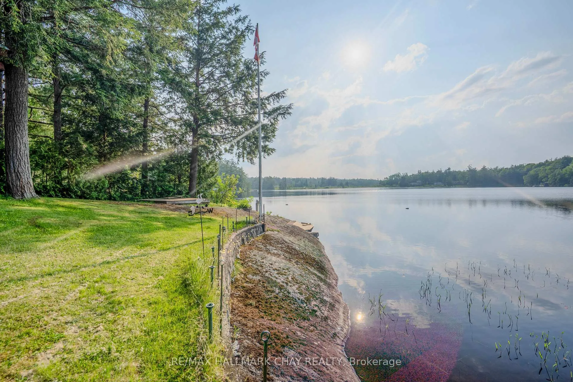 Photo 4 of 1070 Chaikof Road, Bracebridge, Draper — HOMEH