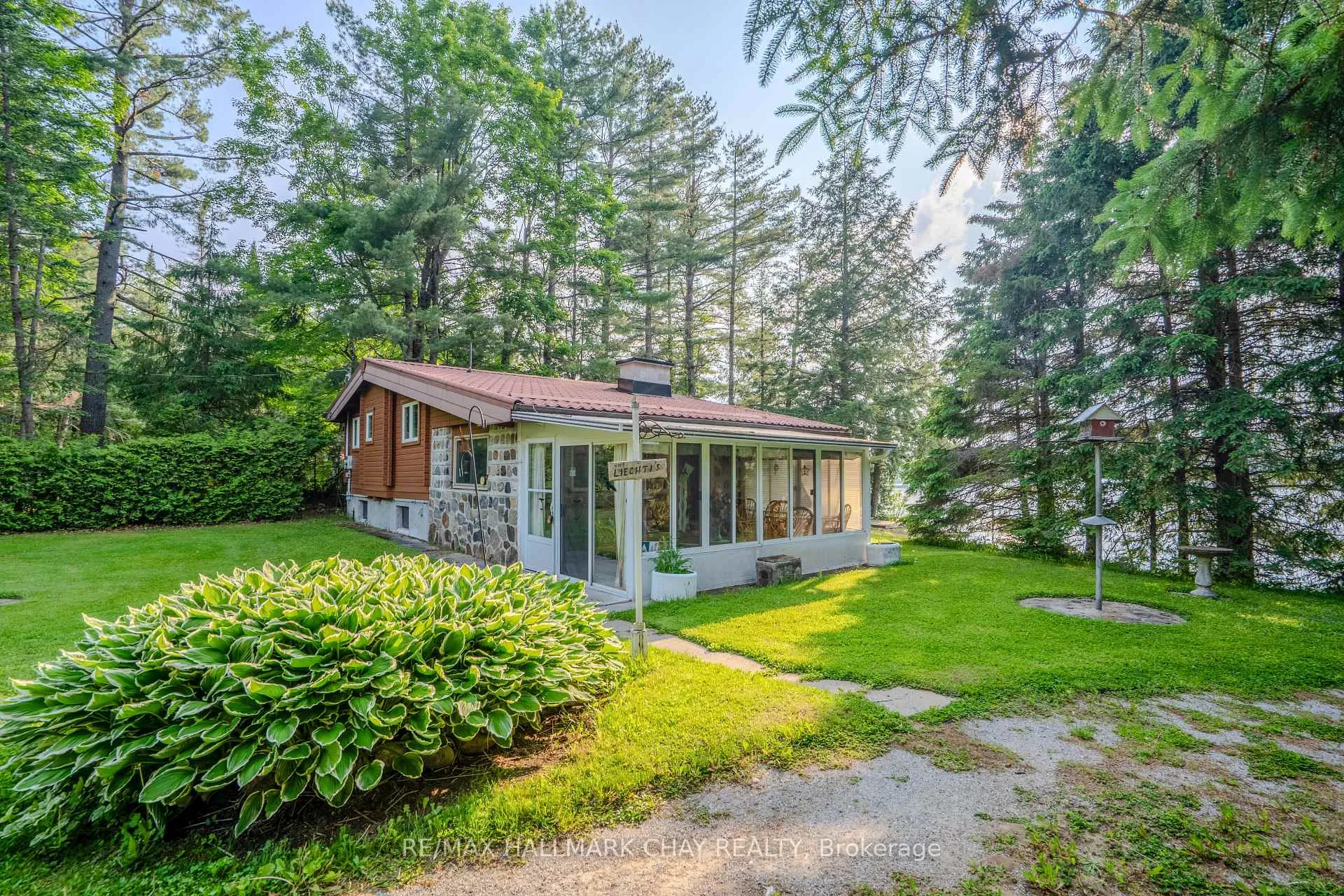 Photo 9 of 1070 Chaikof Road, Bracebridge, Draper — HOMEH