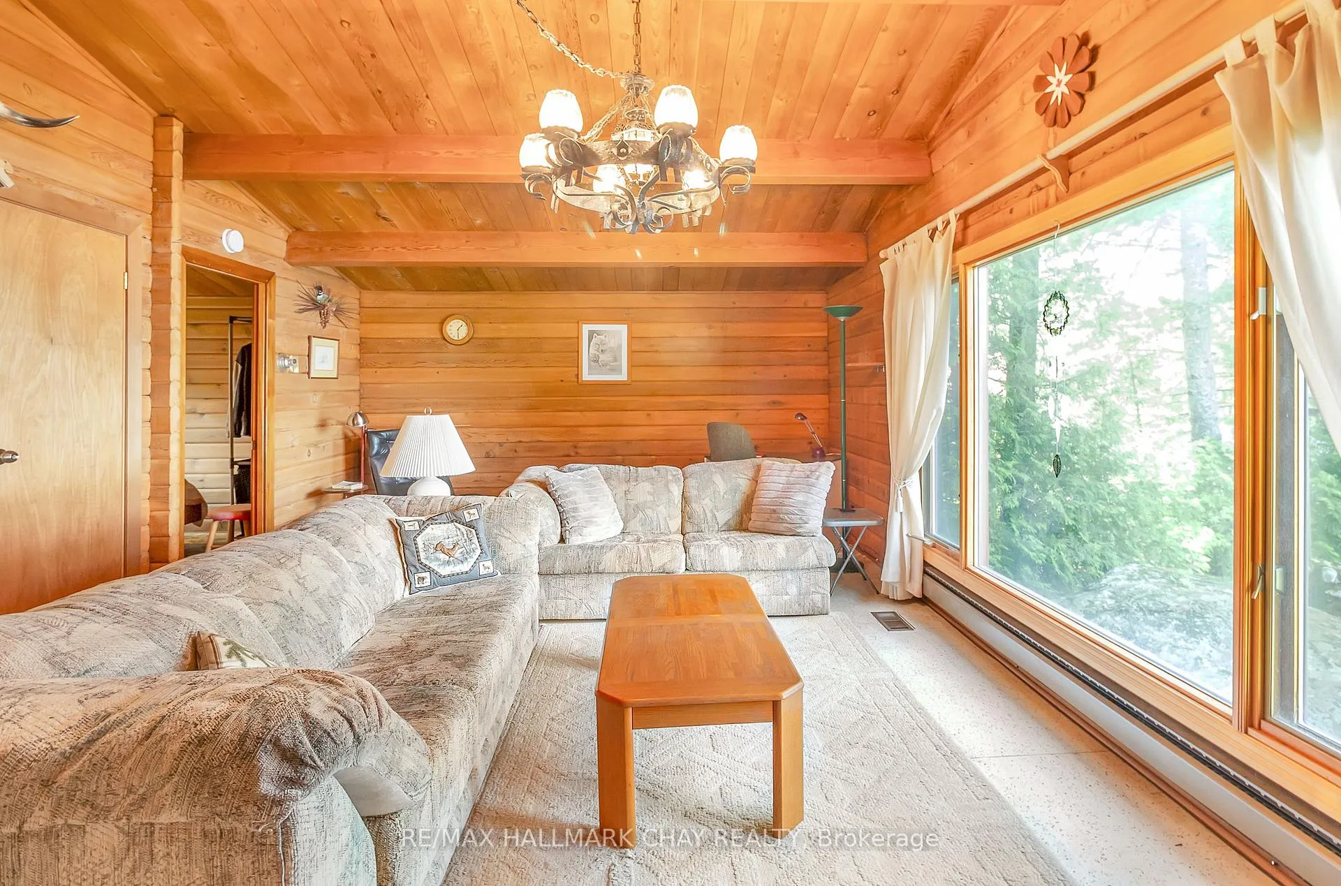 Photo 18 of 1070 Chaikof Road, Bracebridge, Draper — HOMEH