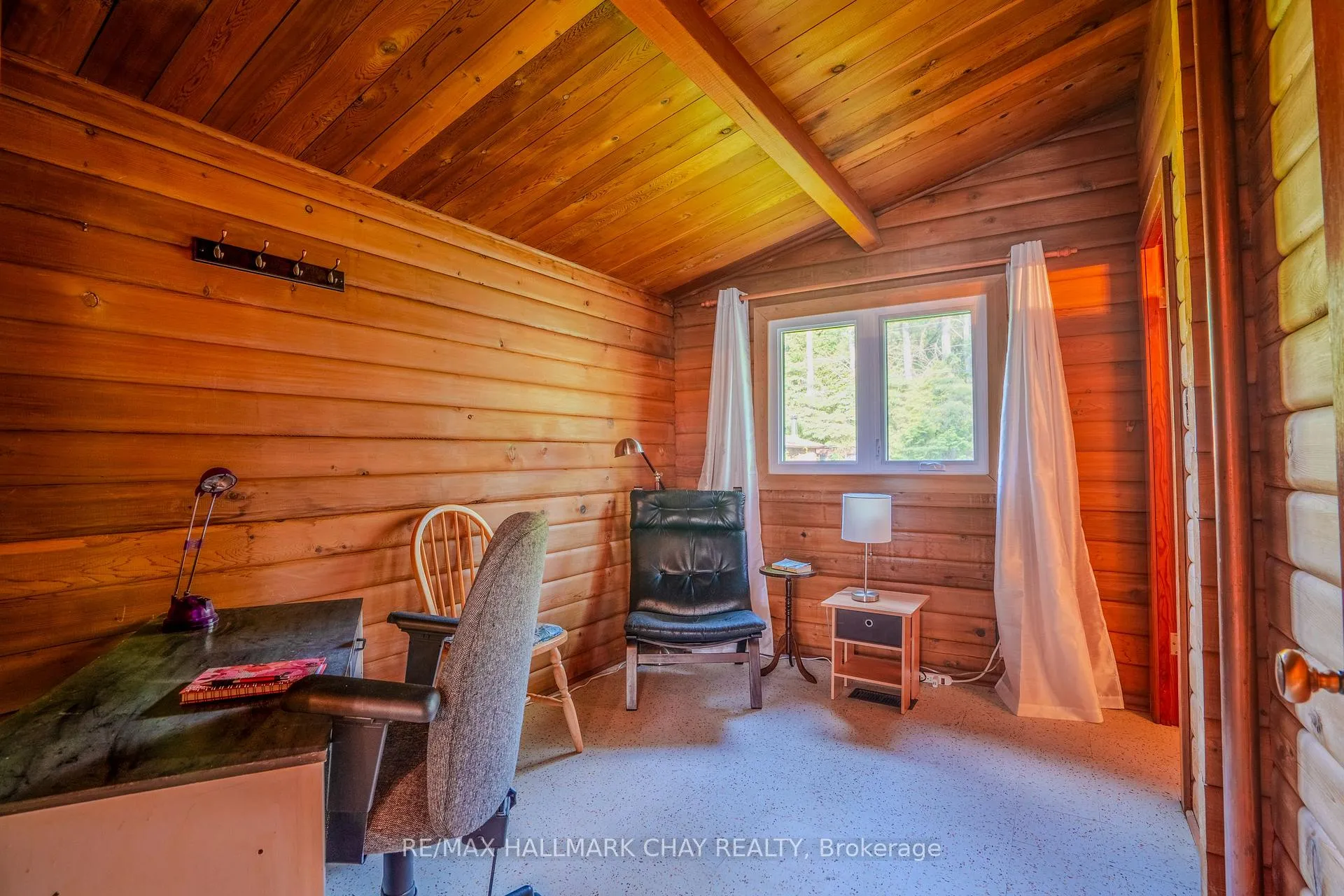 Photo 24 of 1070 Chaikof Road, Bracebridge, Draper — HOMEH