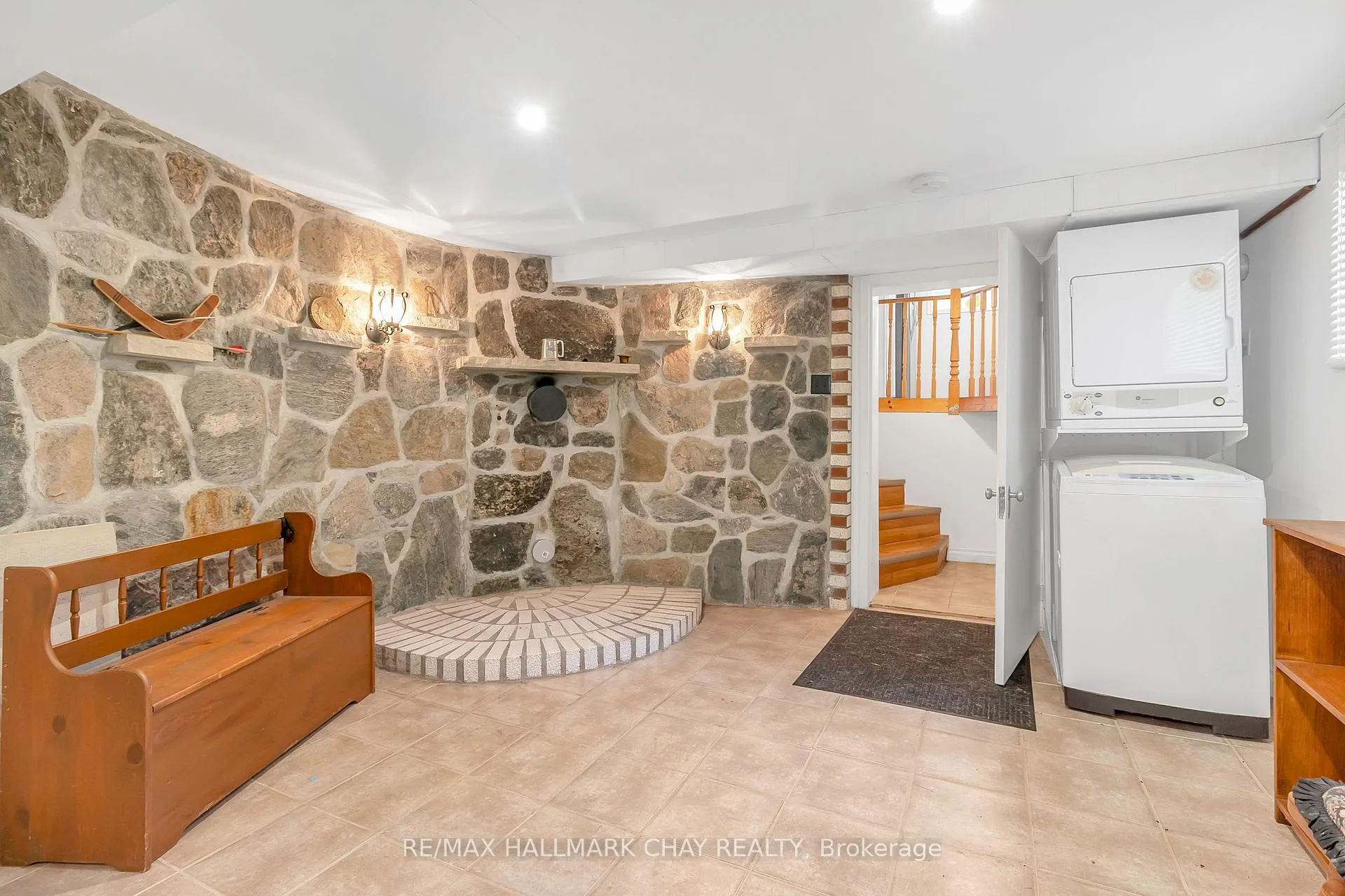 Photo 26 of 1070 Chaikof Road, Bracebridge, Draper — HOMEH