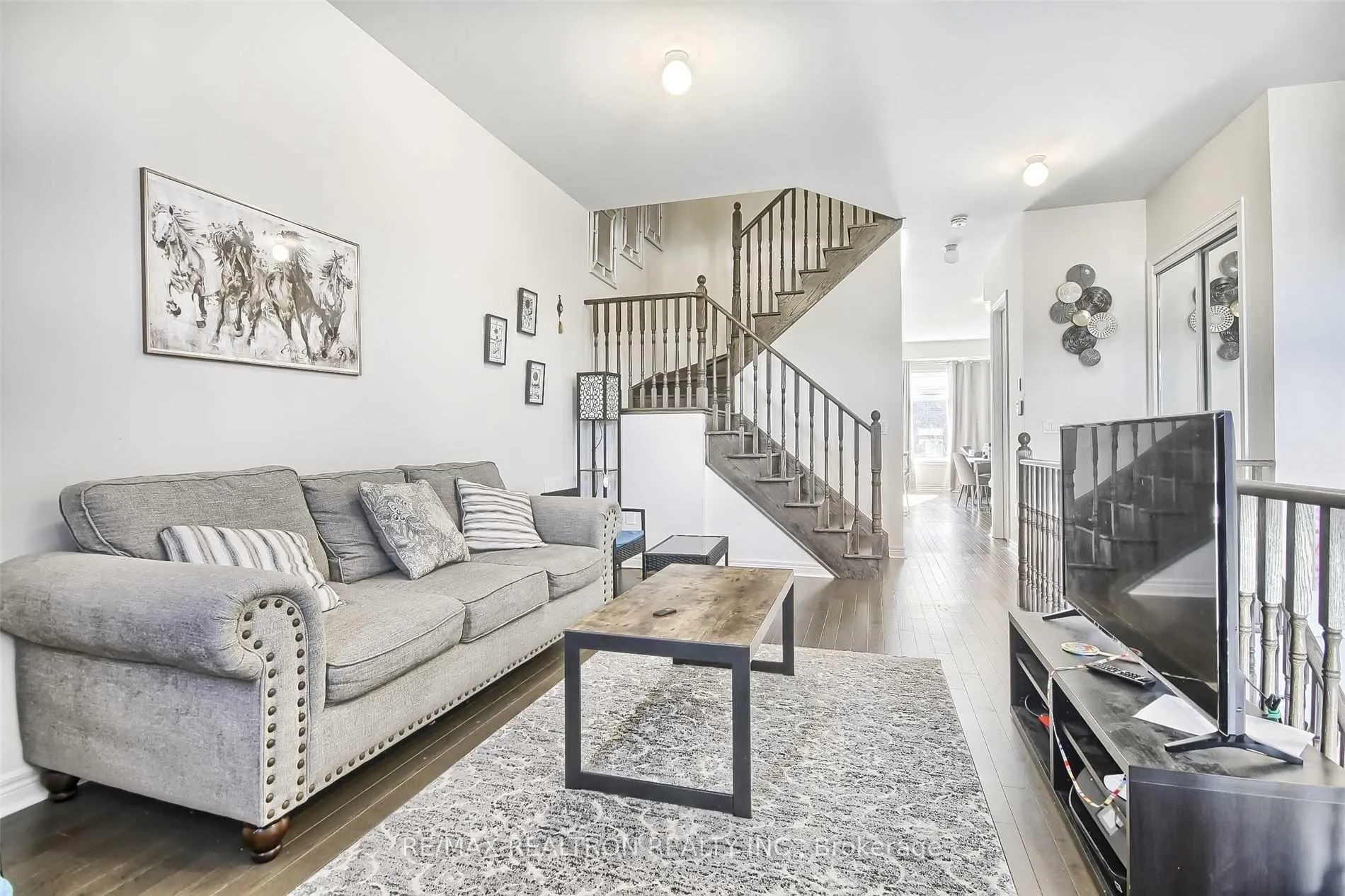 Photo 4 of Unit Main, 111 Lebovic Campus Drive, Vaughan, Patterson — HOMEH