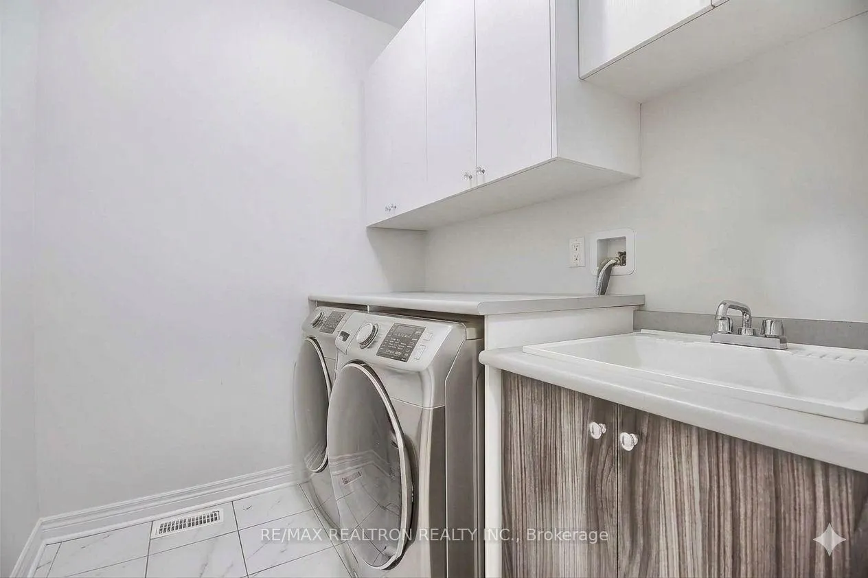 Photo 17 of Unit Main, 111 Lebovic Campus Drive, Vaughan, Patterson — HOMEH
