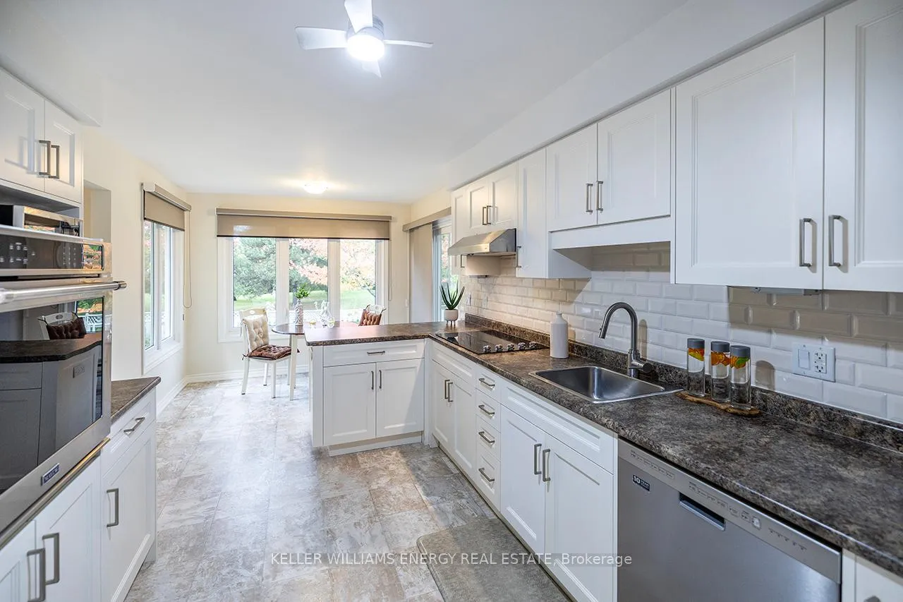 Photo 5 of 676 Whistler Drive, Oshawa, Northglen — HOMEH