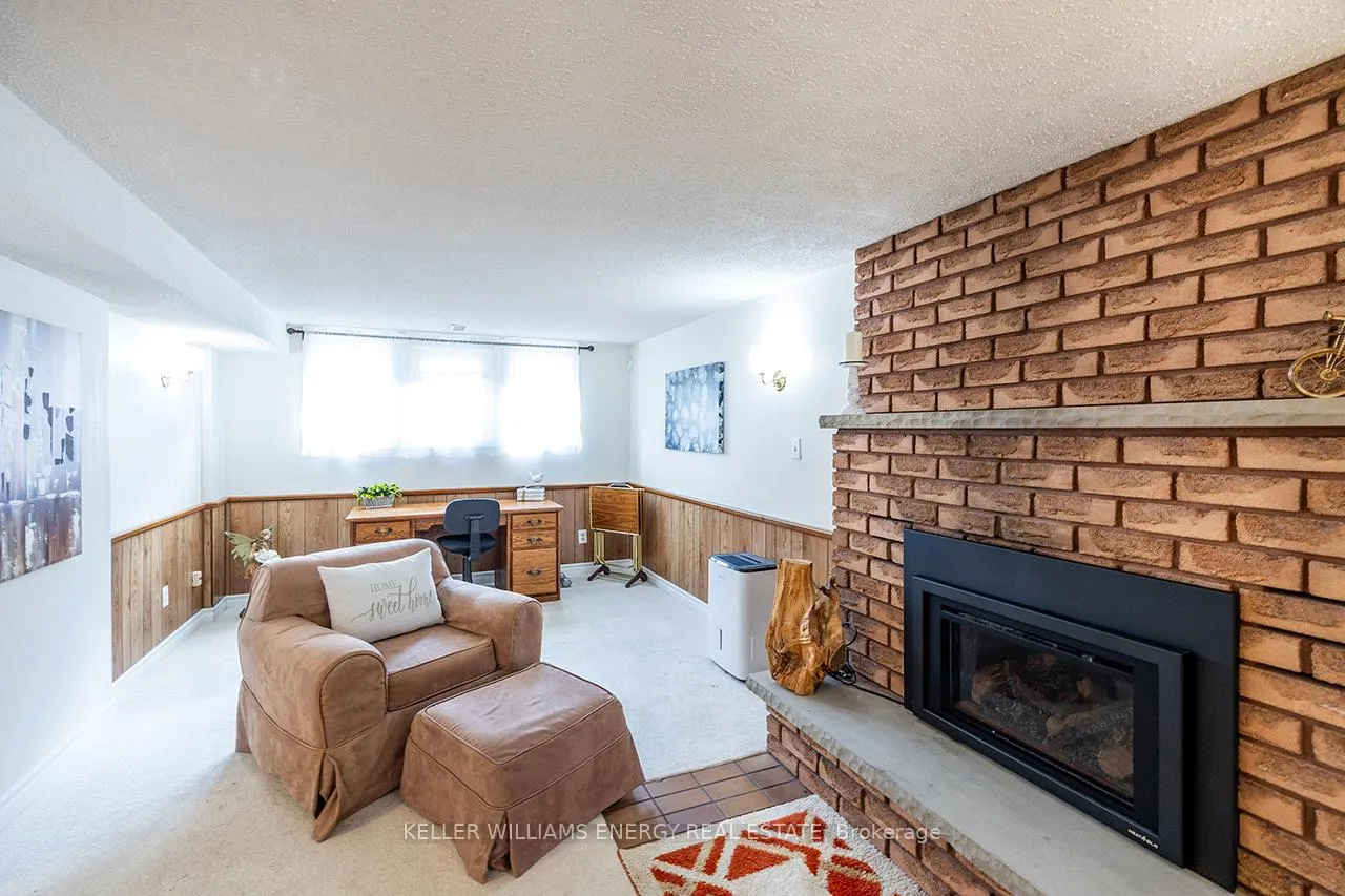 Photo 25 of 676 Whistler Drive, Oshawa, Northglen — HOMEH