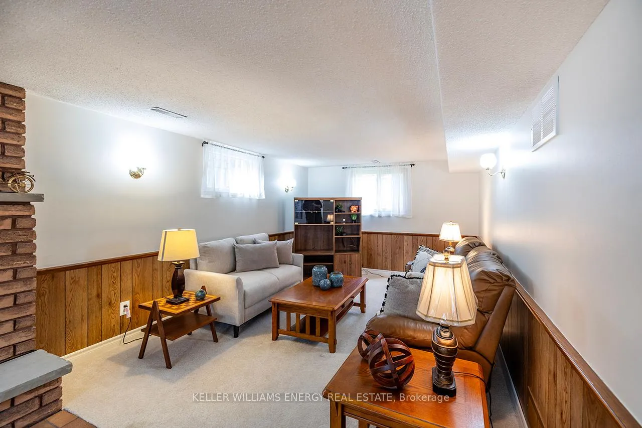 Photo 26 of 676 Whistler Drive, Oshawa, Northglen — HOMEH
