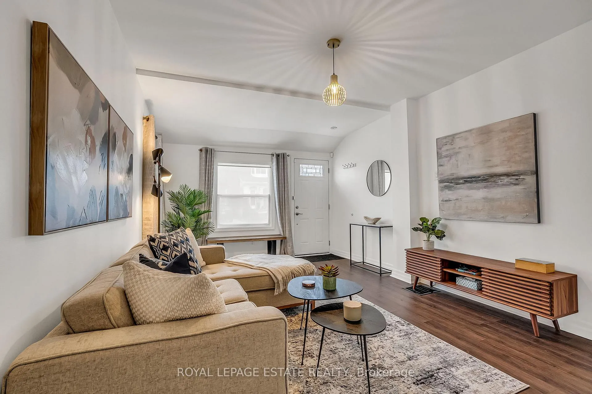 Photo 7 of 240 Cedarvale Avenue, Toronto, Woodbine-Lumsden — HOMEH
