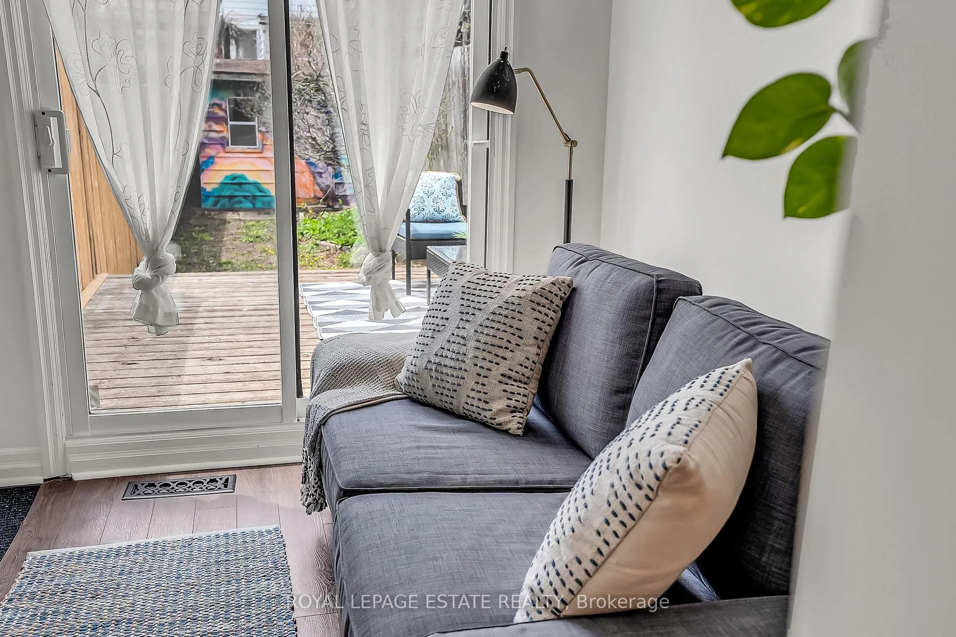 Photo 16 of 240 Cedarvale Avenue, Toronto, Woodbine-Lumsden — HOMEH