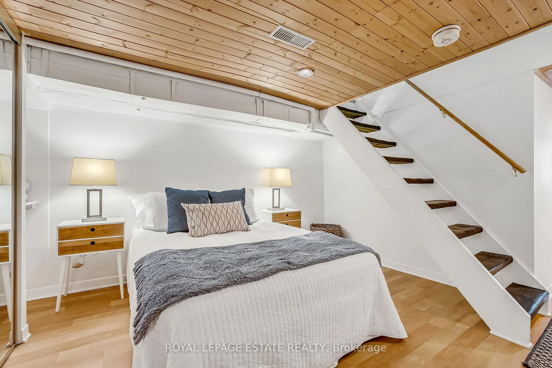 Photo 28 of 240 Cedarvale Avenue, Toronto, Woodbine-Lumsden — HOMEH
