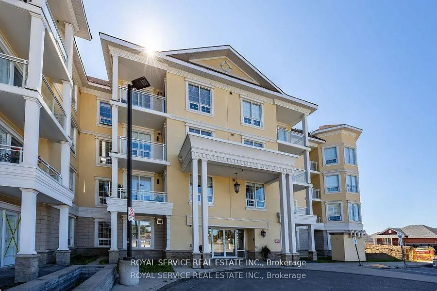 Photo 3 of Unit 220, 21 Brookhouse Drive, Clarington, Newcastle — HOMEH