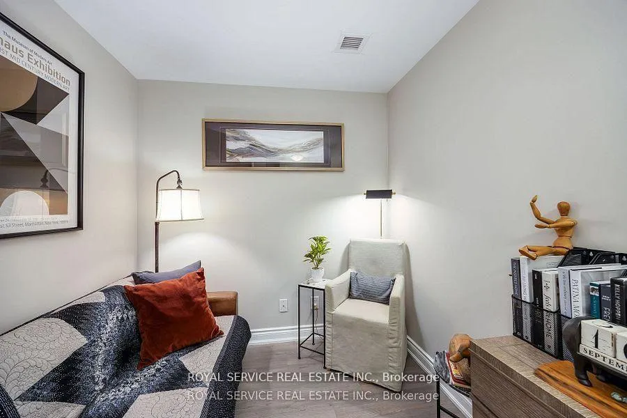 Photo 8 of Unit 220, 21 Brookhouse Drive, Clarington, Newcastle — HOMEH