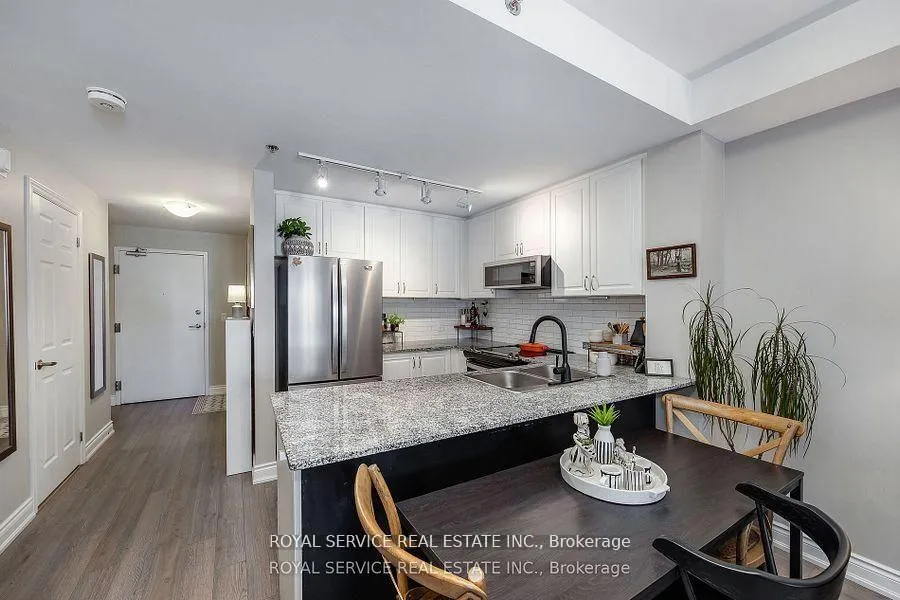Photo 13 of Unit 220, 21 Brookhouse Drive, Clarington, Newcastle — HOMEH