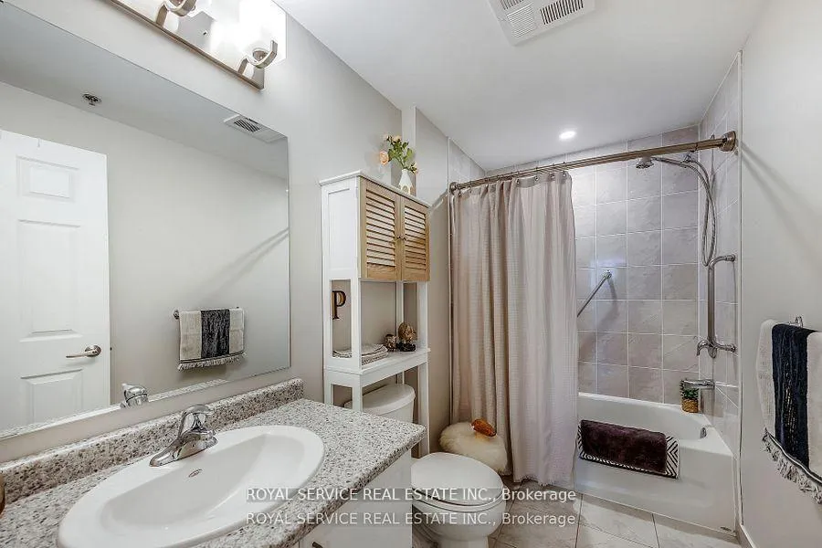 Photo 27 of Unit 220, 21 Brookhouse Drive, Clarington, Newcastle — HOMEH