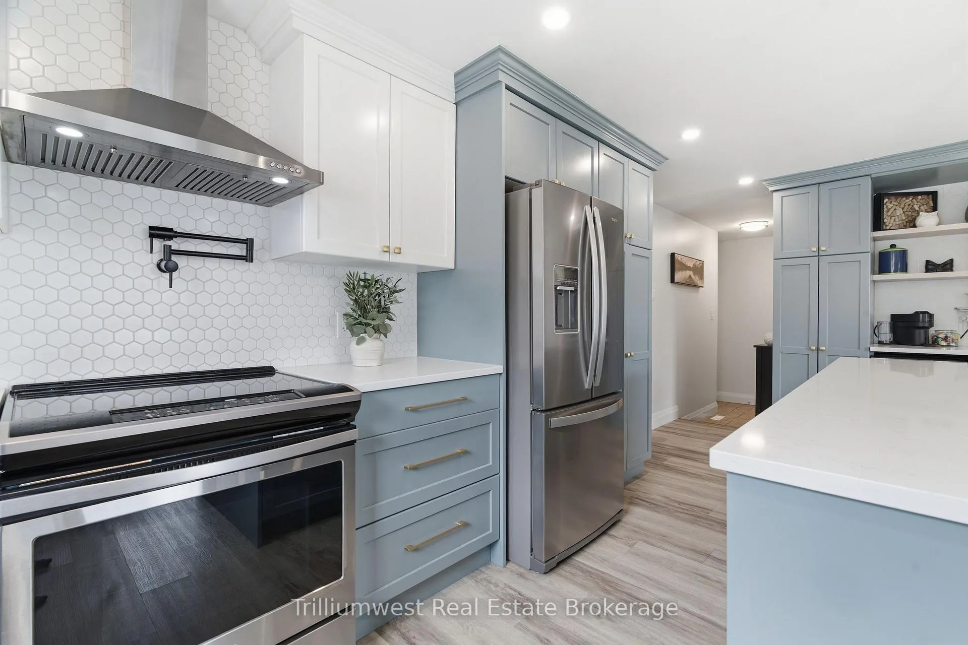 Photo 14 of 6 Broken Oak Crescent, Kitchener, Forest Heights — HOMEH