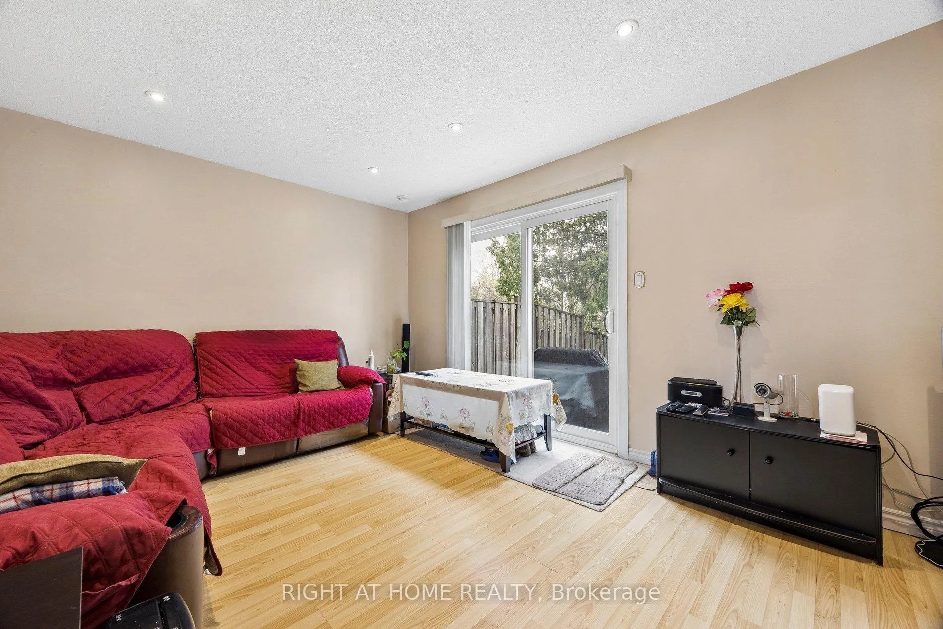 Photo 5 of Unit 5, 2002 Martin Grove Road, Etobicoke, West Humber-Clairville — HOMEH