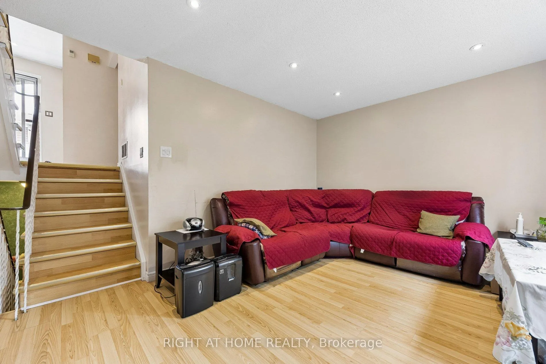 Photo 6 of Unit 5, 2002 Martin Grove Road, Etobicoke, West Humber-Clairville — HOMEH