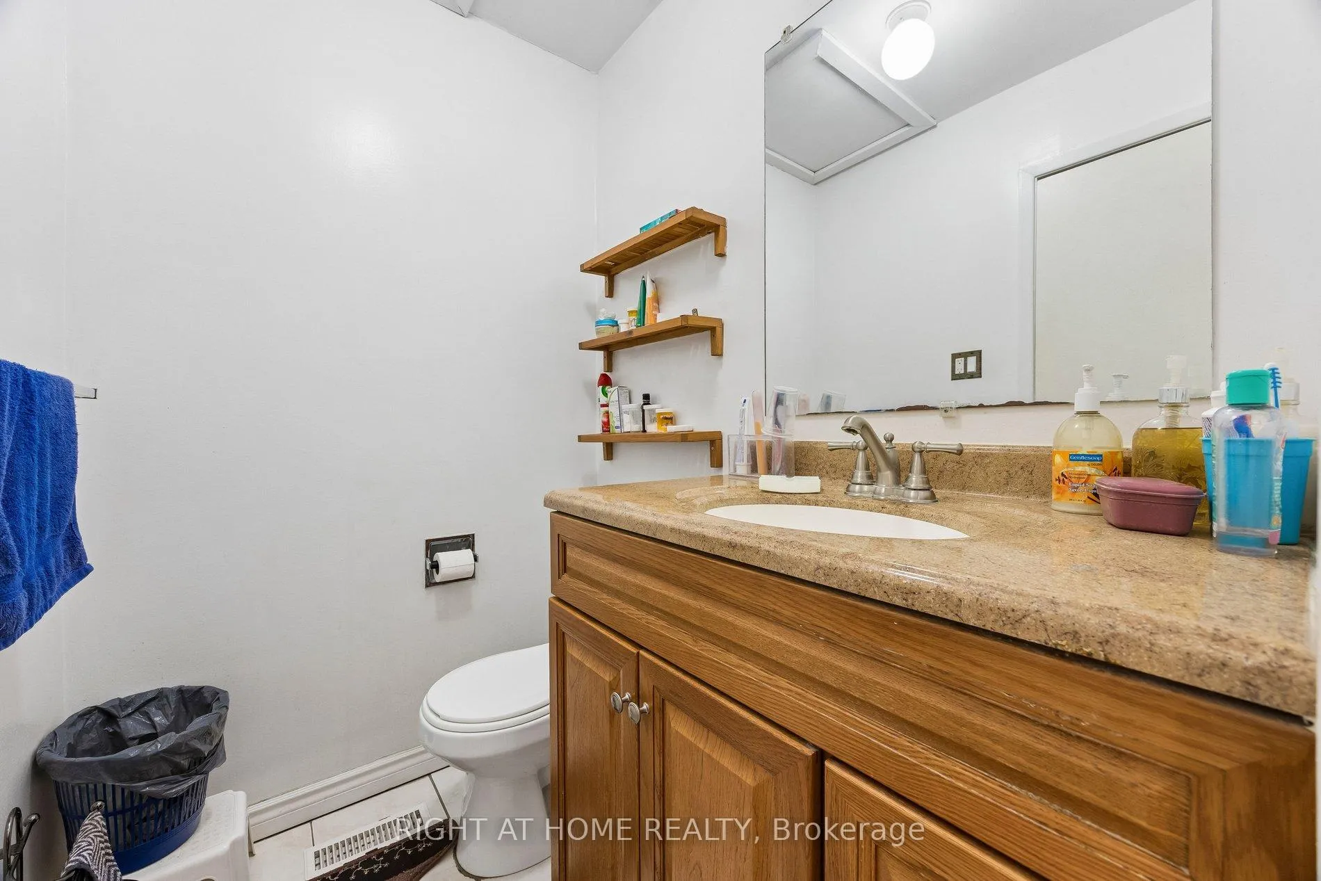 Photo 13 of Unit 5, 2002 Martin Grove Road, Etobicoke, West Humber-Clairville — HOMEH