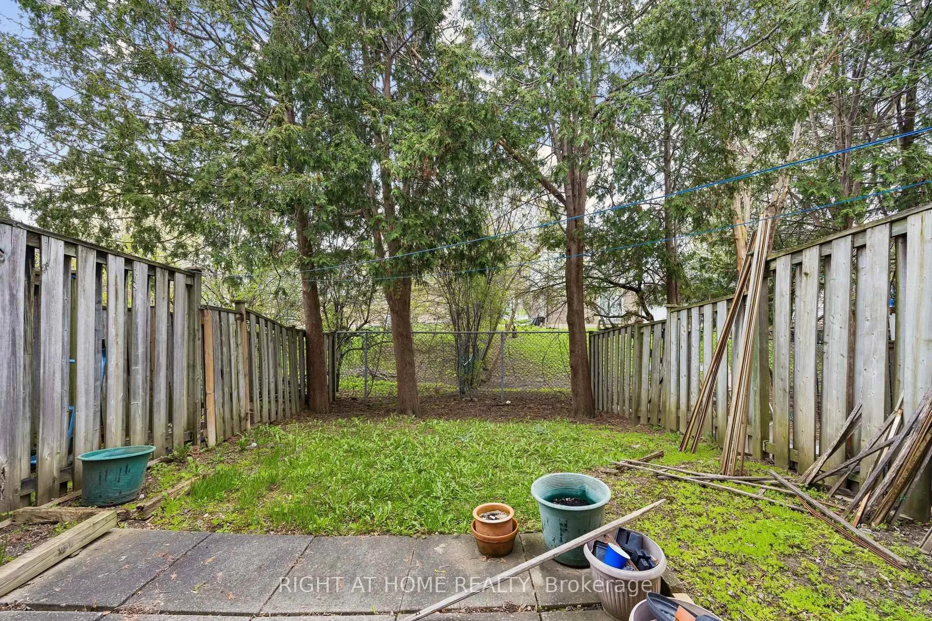 Photo 18 of Unit 5, 2002 Martin Grove Road, Etobicoke, West Humber-Clairville — HOMEH