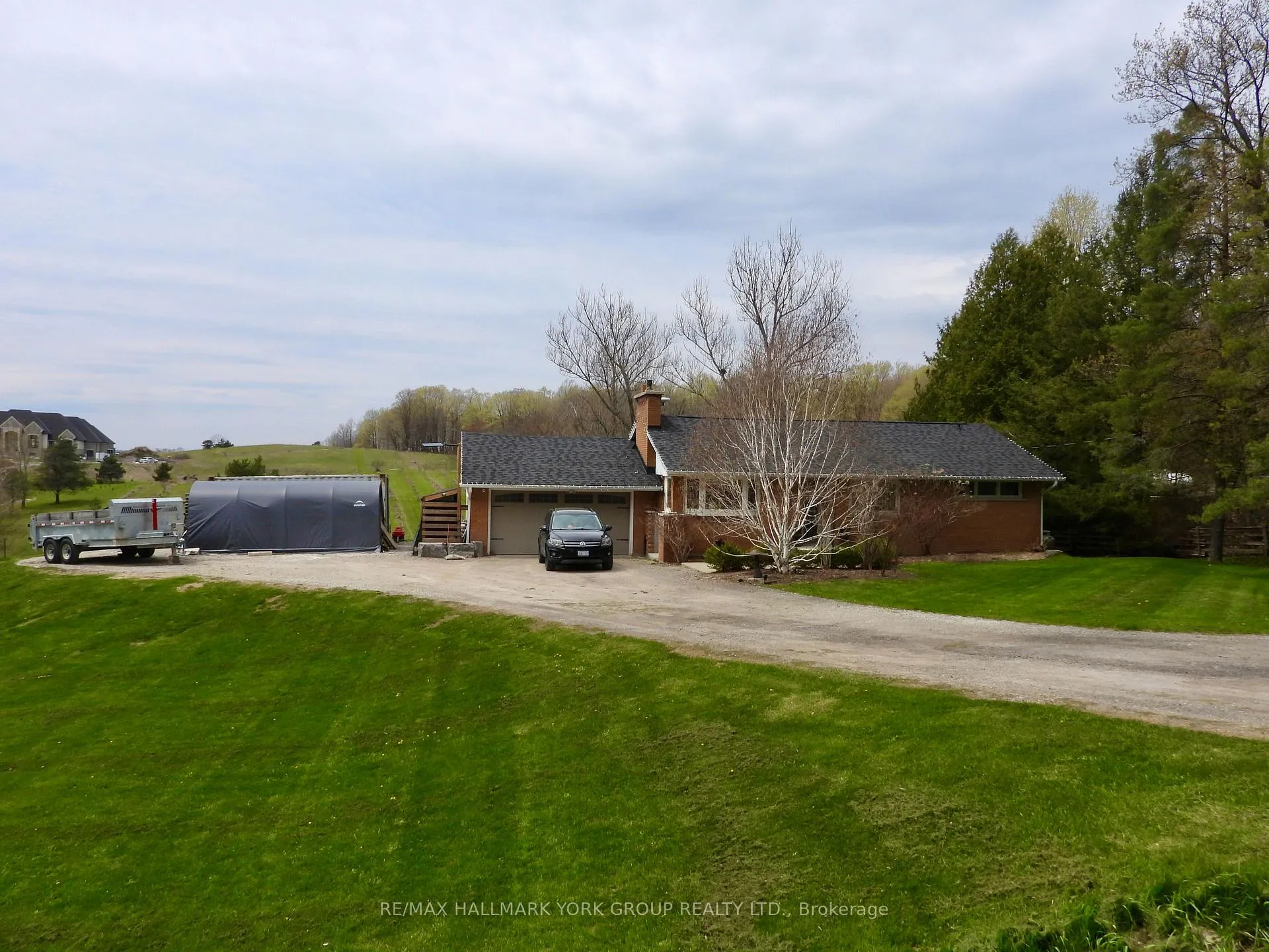 Front of 1216 Conc Rd 8, R. R. #4