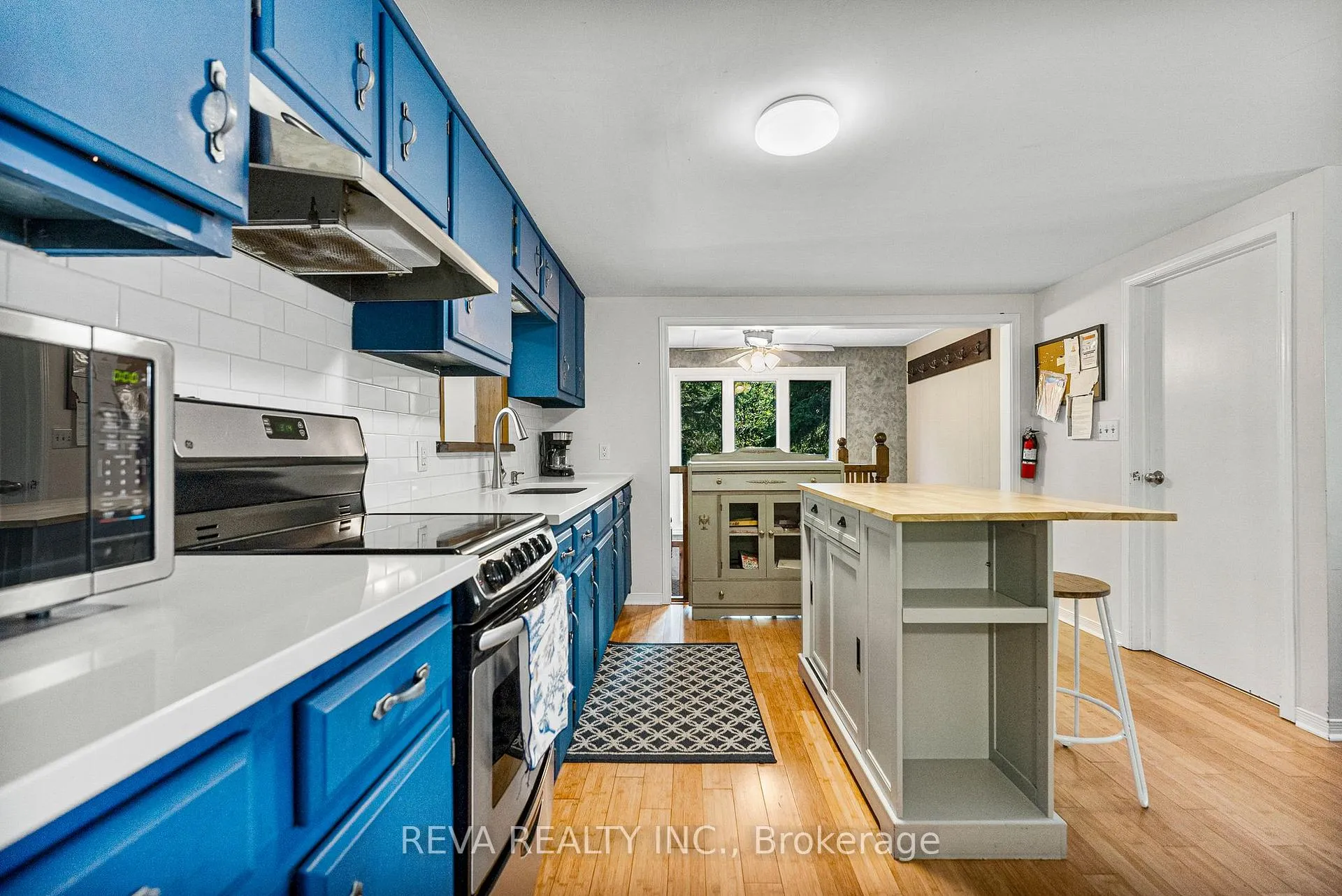 Photo 9 of 32 Lake View Lane, Faraday — HOMEH