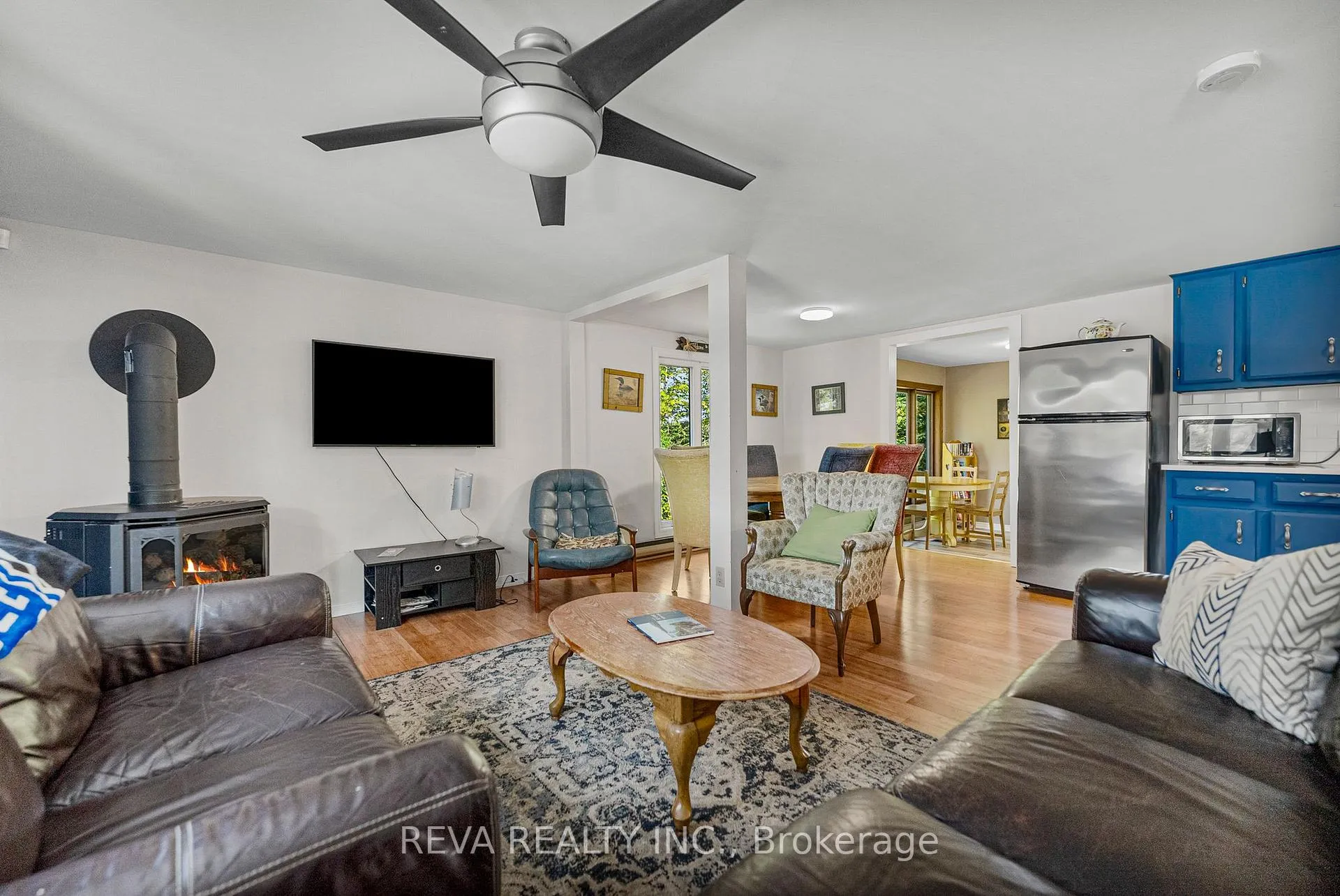Photo 13 of 32 Lake View Lane, Faraday — HOMEH