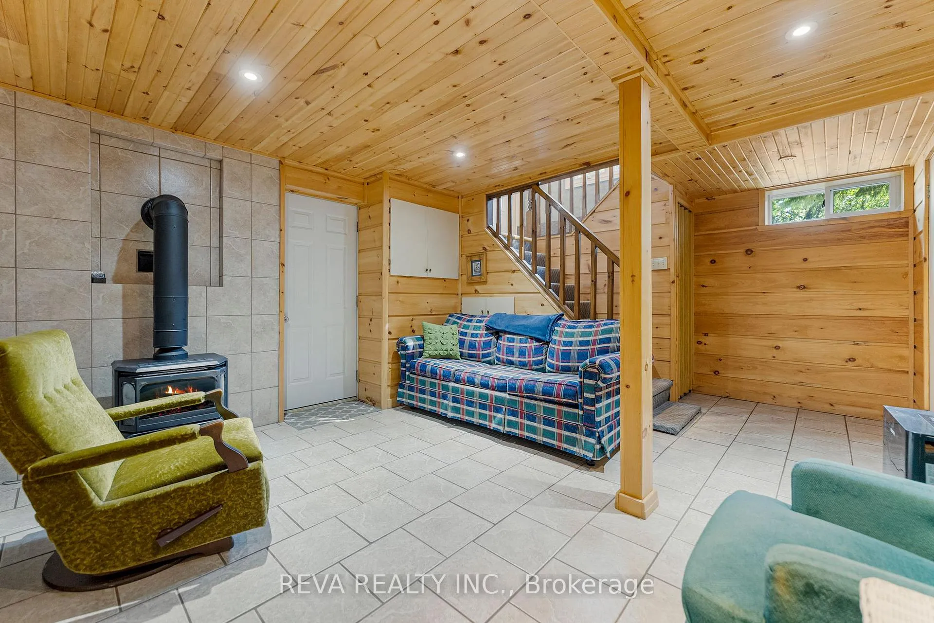 Photo 28 of 32 Lake View Lane, Faraday — HOMEH
